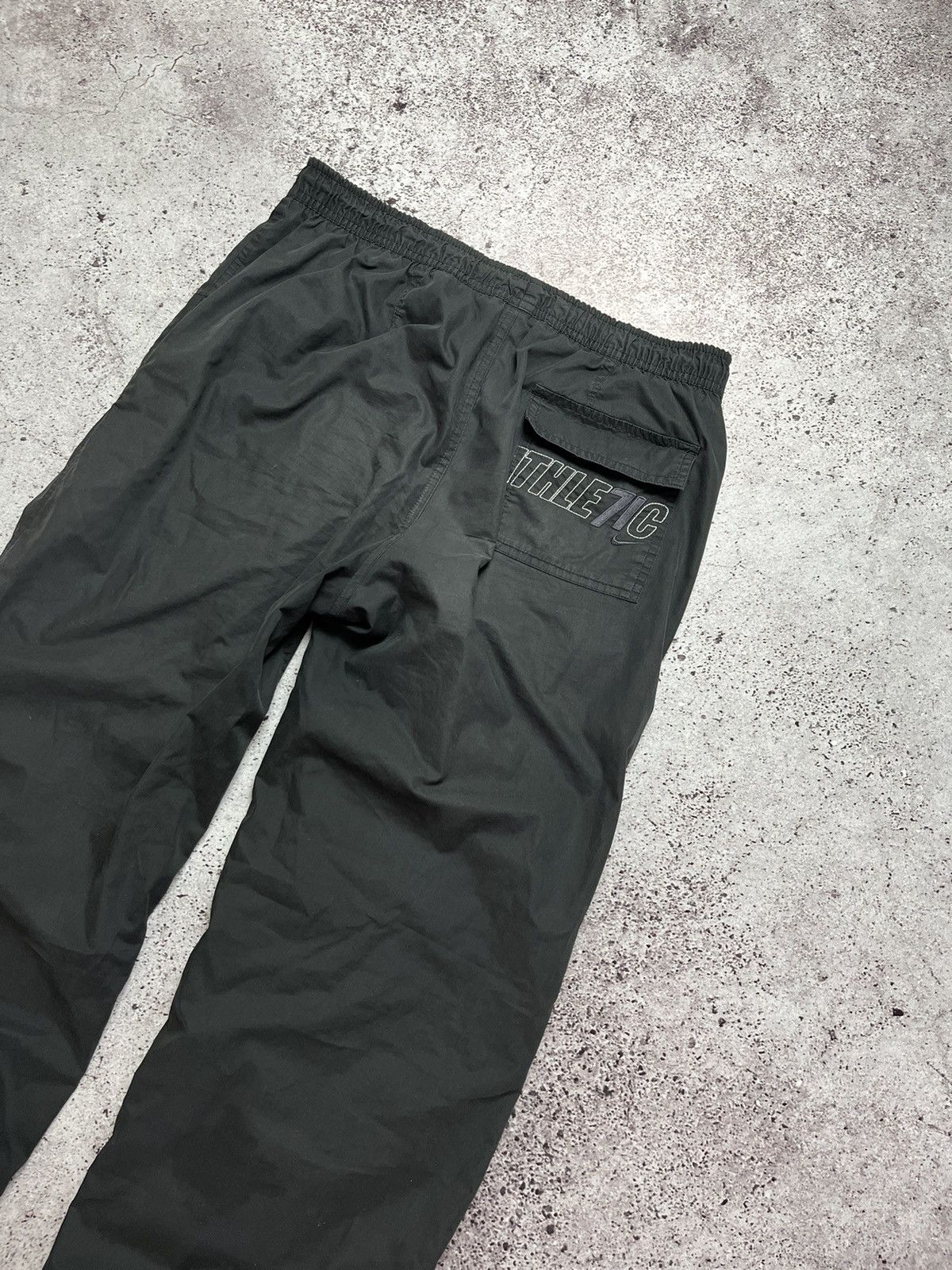 Nike × Vintage 🔥Vintage Nike Track Cargo Pants Nylon Drill Y2K style Swoosh Size US 31 - 6 Thumbnail