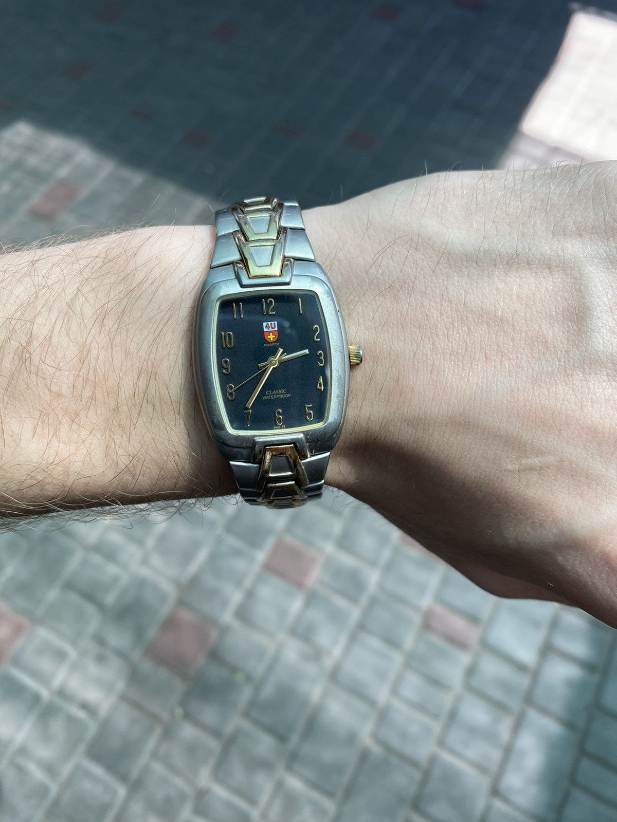 Jewelry 4U Quartz Classic Watch. Two-Tone Design Size ONE SIZE - 6 Thumbnail