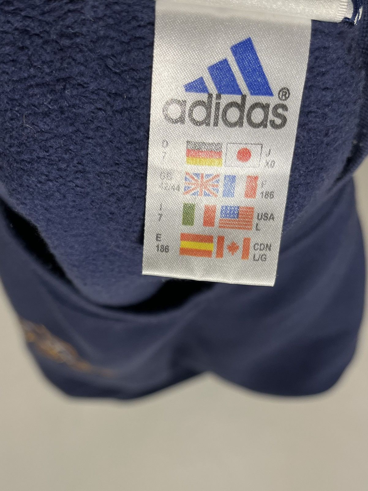 Adidas Vintage 90’s Adidas embroidered logo boxy fit sweatshirt Size US L / EU 52-54 / 3 - 5 Thumbnail