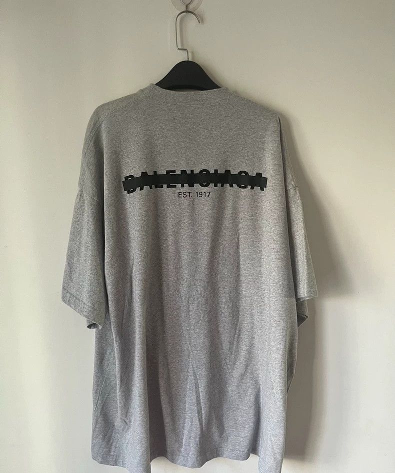 Balenciaga Balenciaga FW22 letter logo printed short sleeves, deleted Size US L / EU 52-54 / 3 - 2 Thumbnail