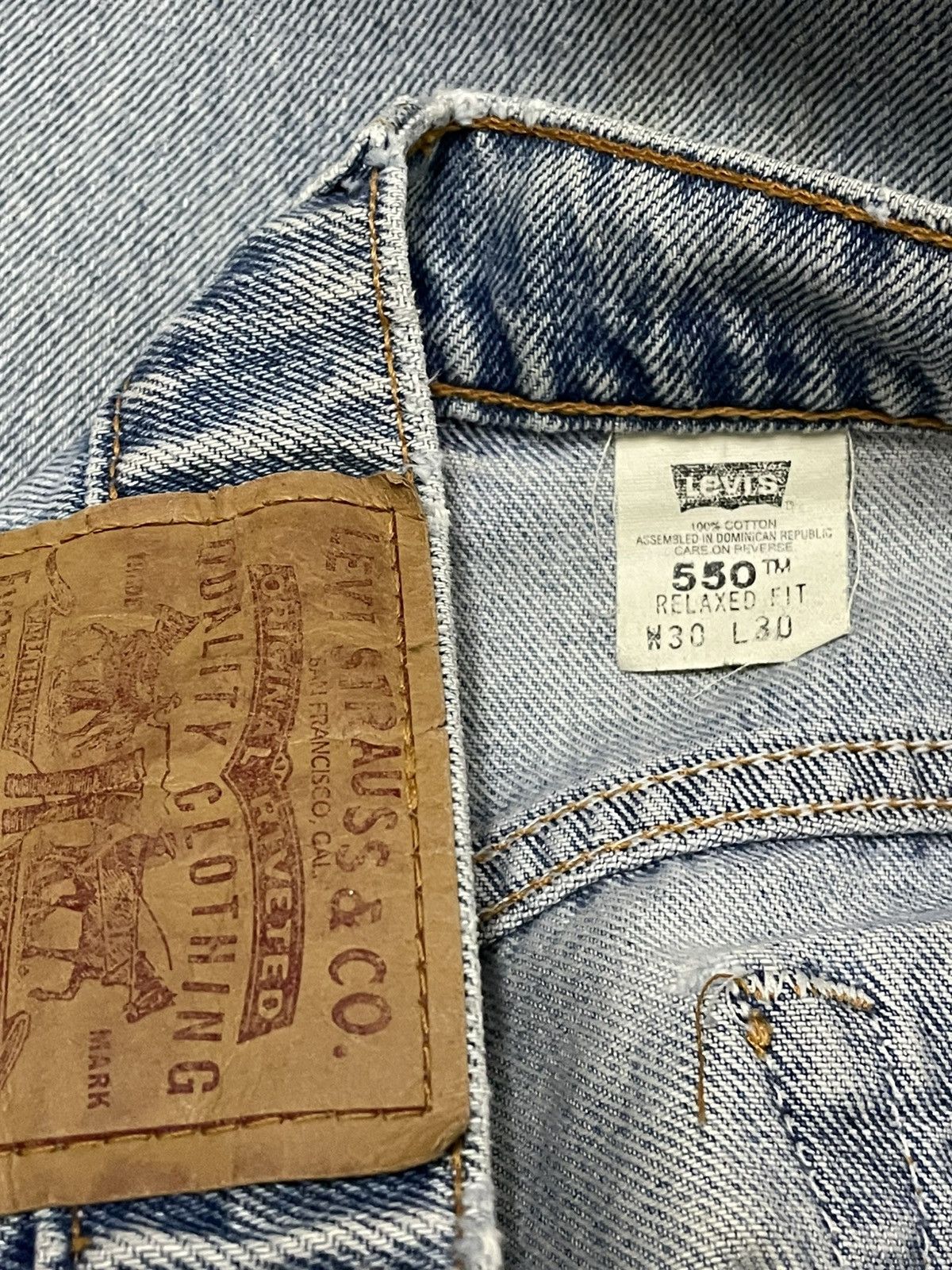 Levi's Vintage Clothing Vintage 1990s Designer Levis 550 Relaxed Fit Blue Denim Size US 28 / EU 44 - 15 Thumbnail