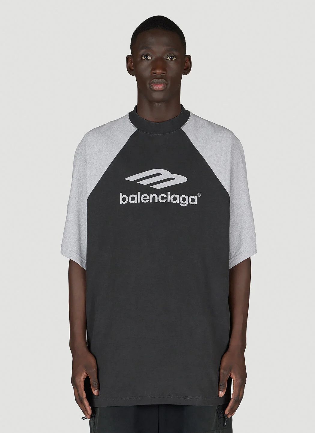 Balenciaga o1mt1gz0325 Raglan Oversized T-Shirt in Heather Grey/Black Size US M / EU 48-50 / 2 - 2 Thumbnail