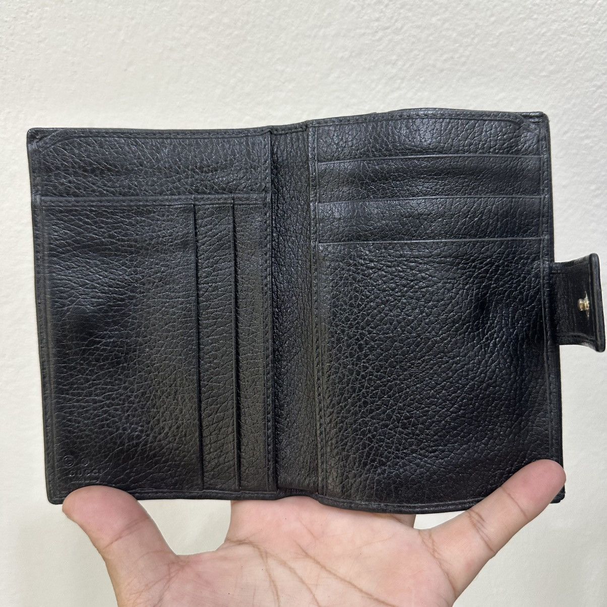 Gucci ‼️LASTDROP‼️ AUTHENTIC GUCCI LEATHER BIFOLD WALLET Size ONE SIZE - 6 Thumbnail