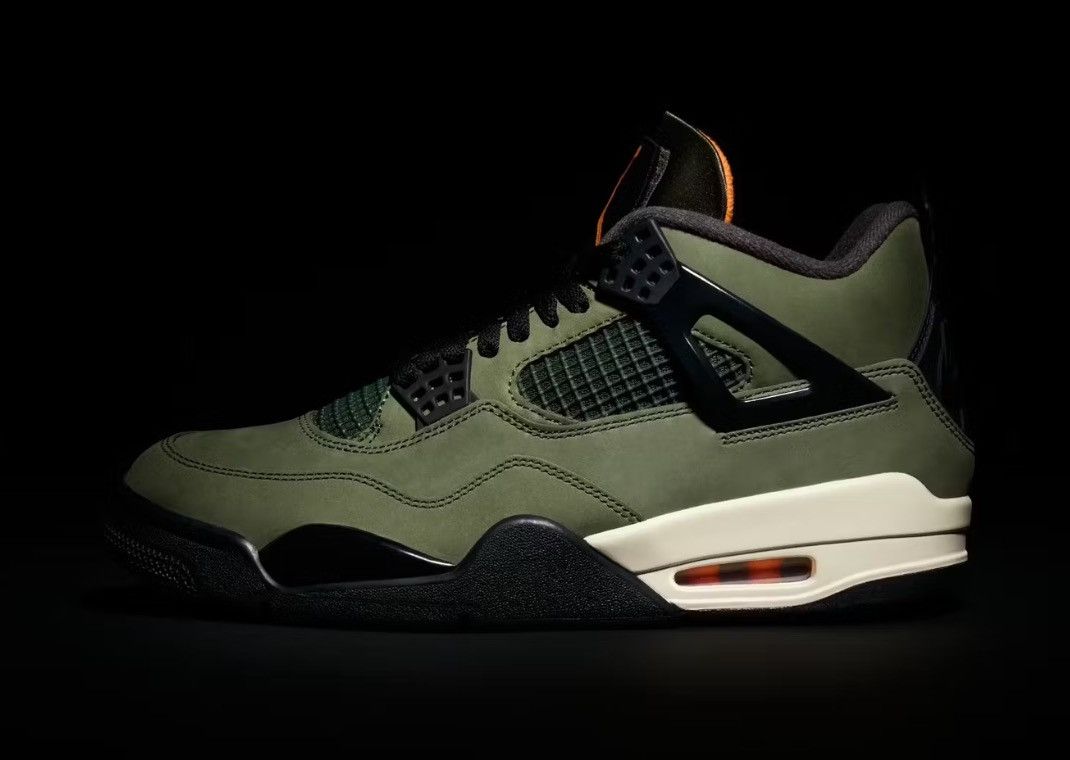 Jordan Brand × Undefeated Jordan 4 Undefeated Size 10.5 PREORDER Size US 10.5 / EU 43-44 - 3 Thumbnail