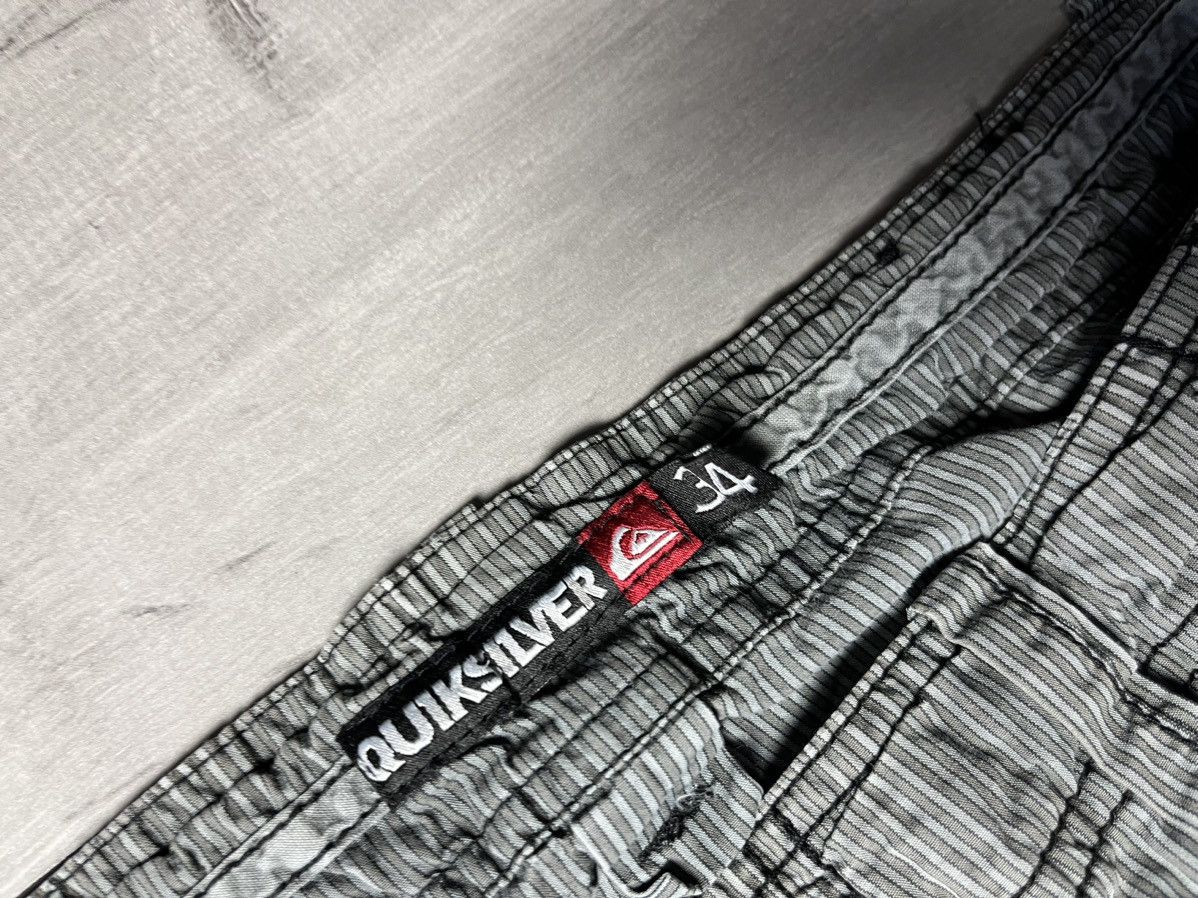 Quiksilver Quiksilver cargo pants vintage size 34 multi pocket Size US 34 / EU 50 - 4 Thumbnail