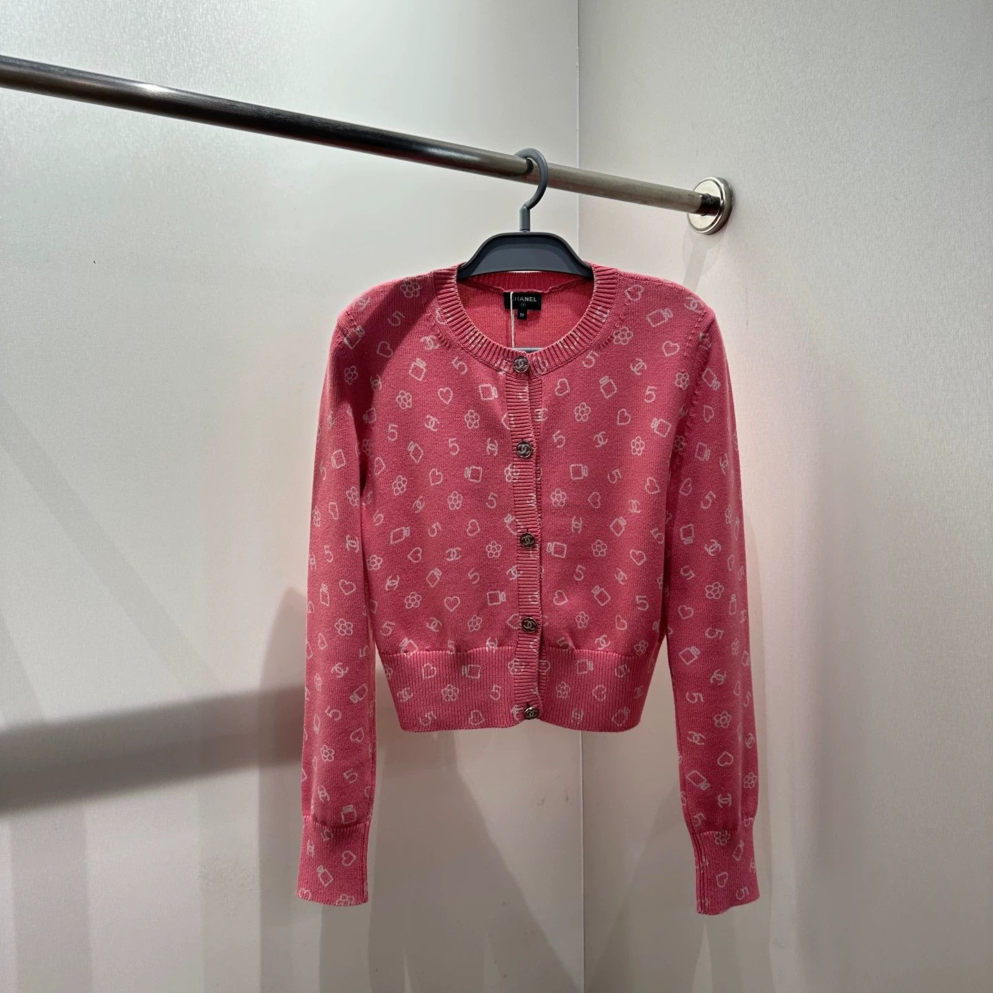 Chanel Chanel feb397 allover logo multi-elem knit cardigan 36 Size XS / US 0-2 / IT 36-38 - 1 Thumbnail