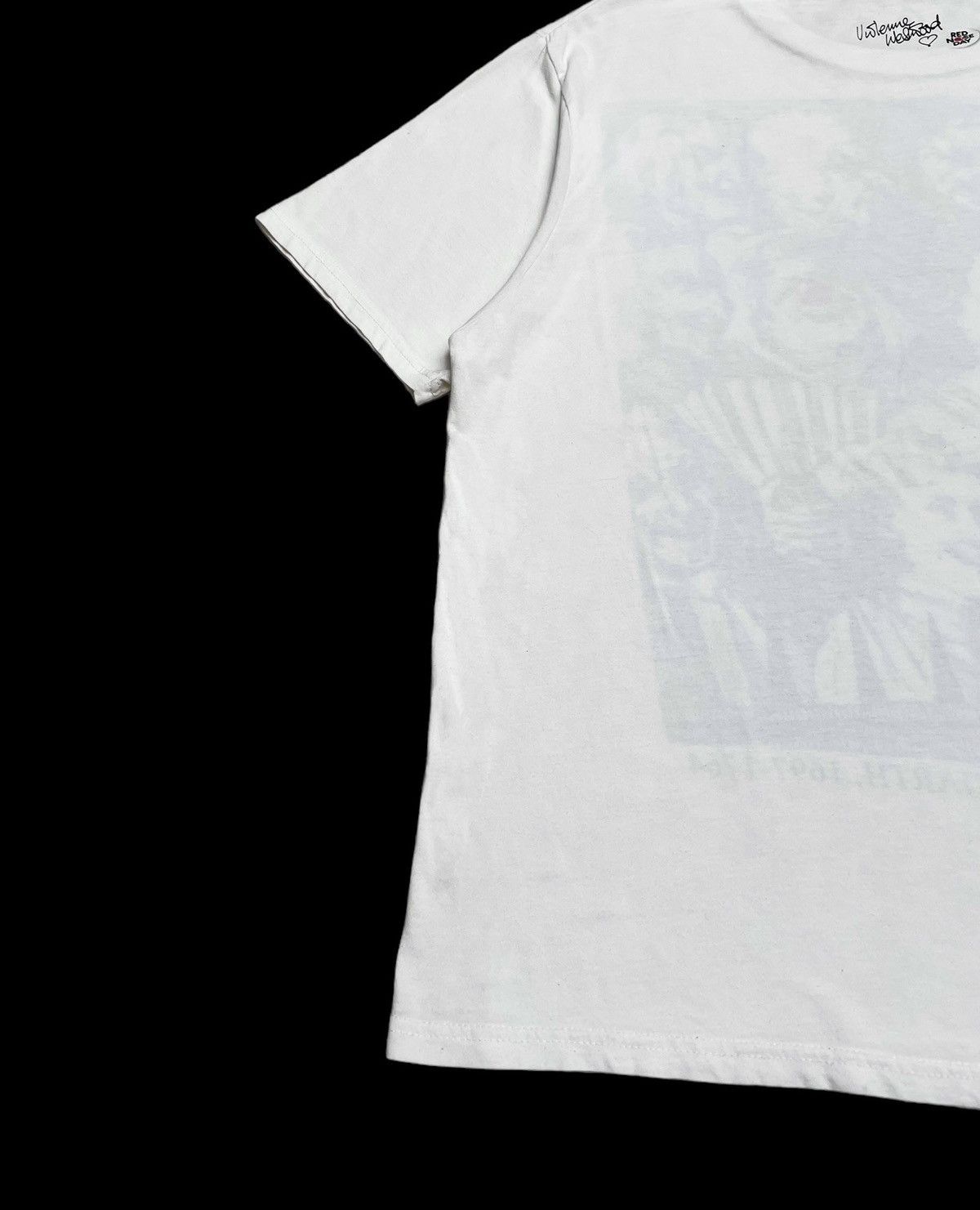 Vivienne Westwood Rare Design Vivienne Westwood Comics Relief T-shirt 2000s Size US L / EU 52-54 / 3 - 7 Thumbnail