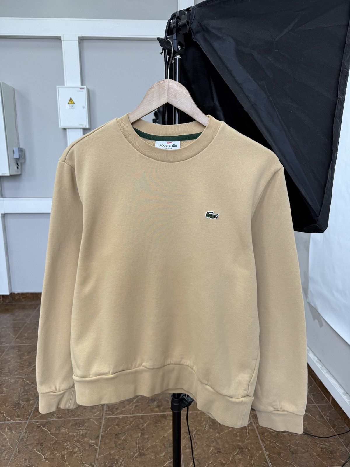 Lacoste 🇫🇷 Lacoste Classic Fit Small Logo Sweatshirt Rare Retro Size US M / EU 48-50 / 2 - 1 Thumbnail