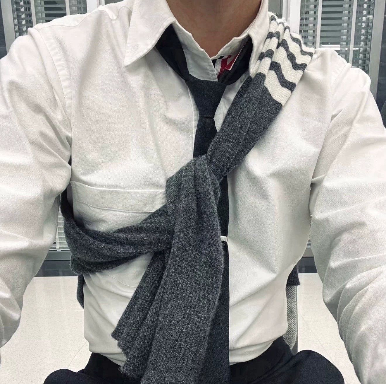 Thom Browne Thom Browne Color-Blocked Placket Oxford Shirt White 2 Size US M / EU 48-50 / 2 - 7 Thumbnail