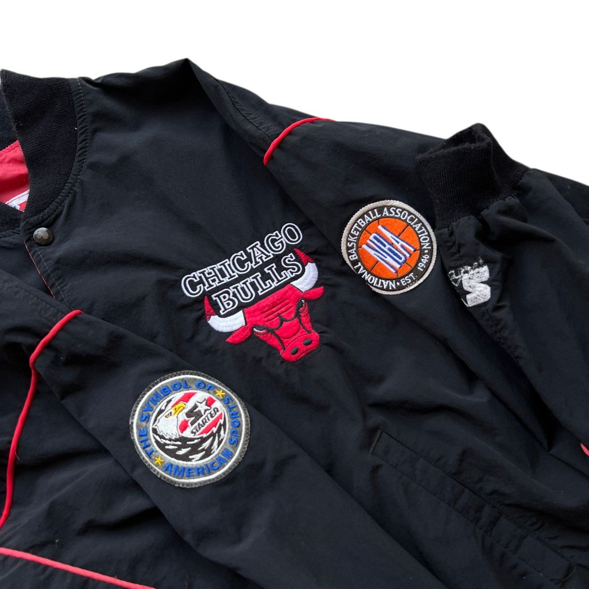 NBA Vintage Chicago Bulls 91-92 Back To Back NBA World Champions Size US XL / EU 56 / 4 - 6 Thumbnail