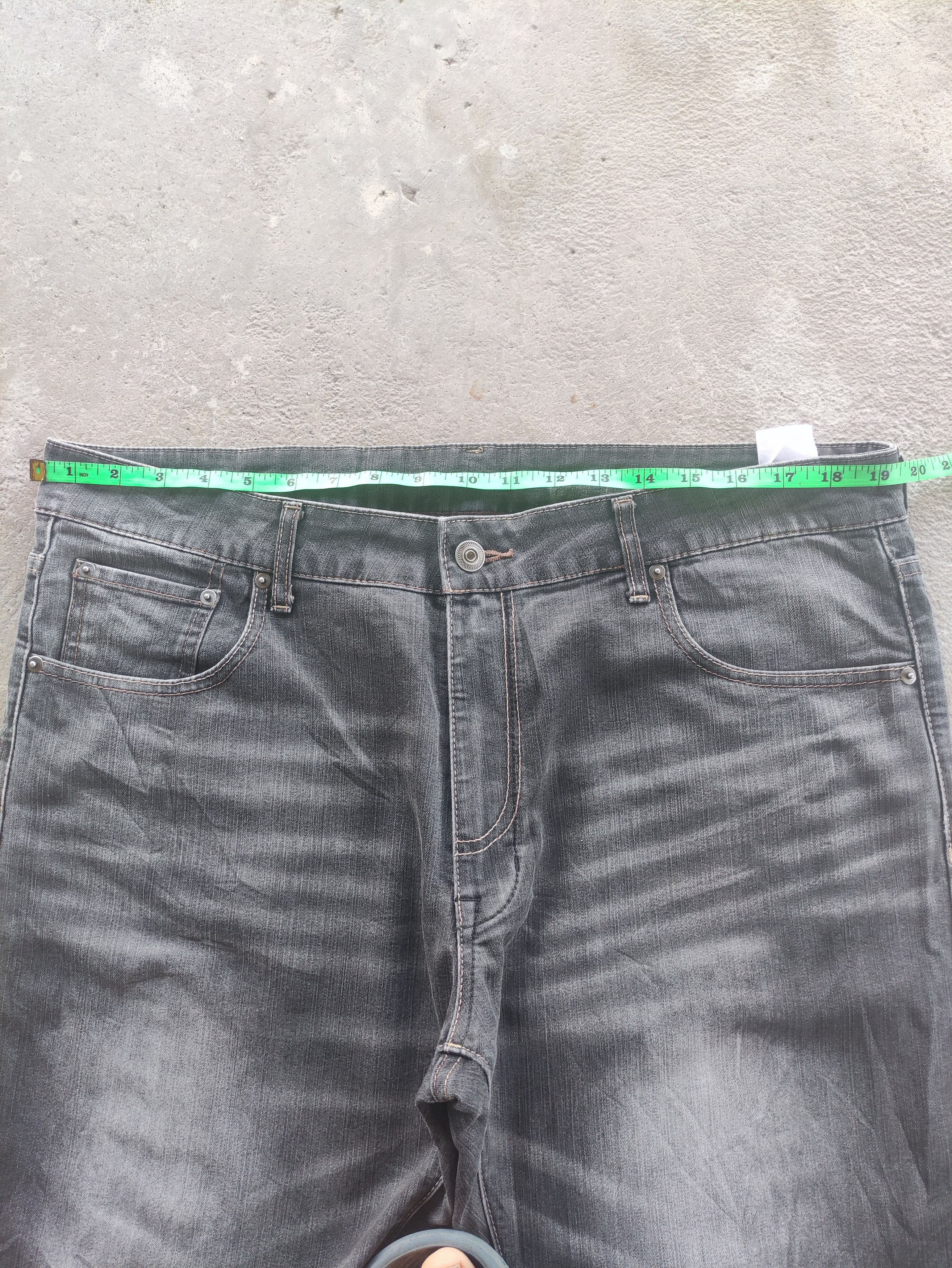 Japanese Brand Vintage Japanese Distress Faded Denim Pants Size US 38 / EU 54 - 6 Thumbnail