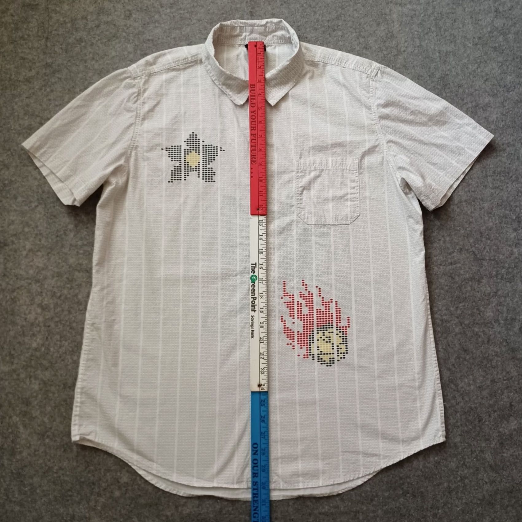 Vintage Stranger Things Mens Shirt XL Our Universe Woven Hellfire Demogorgon Button Up Size US XL / EU 56 / 4 - 7 Thumbnail