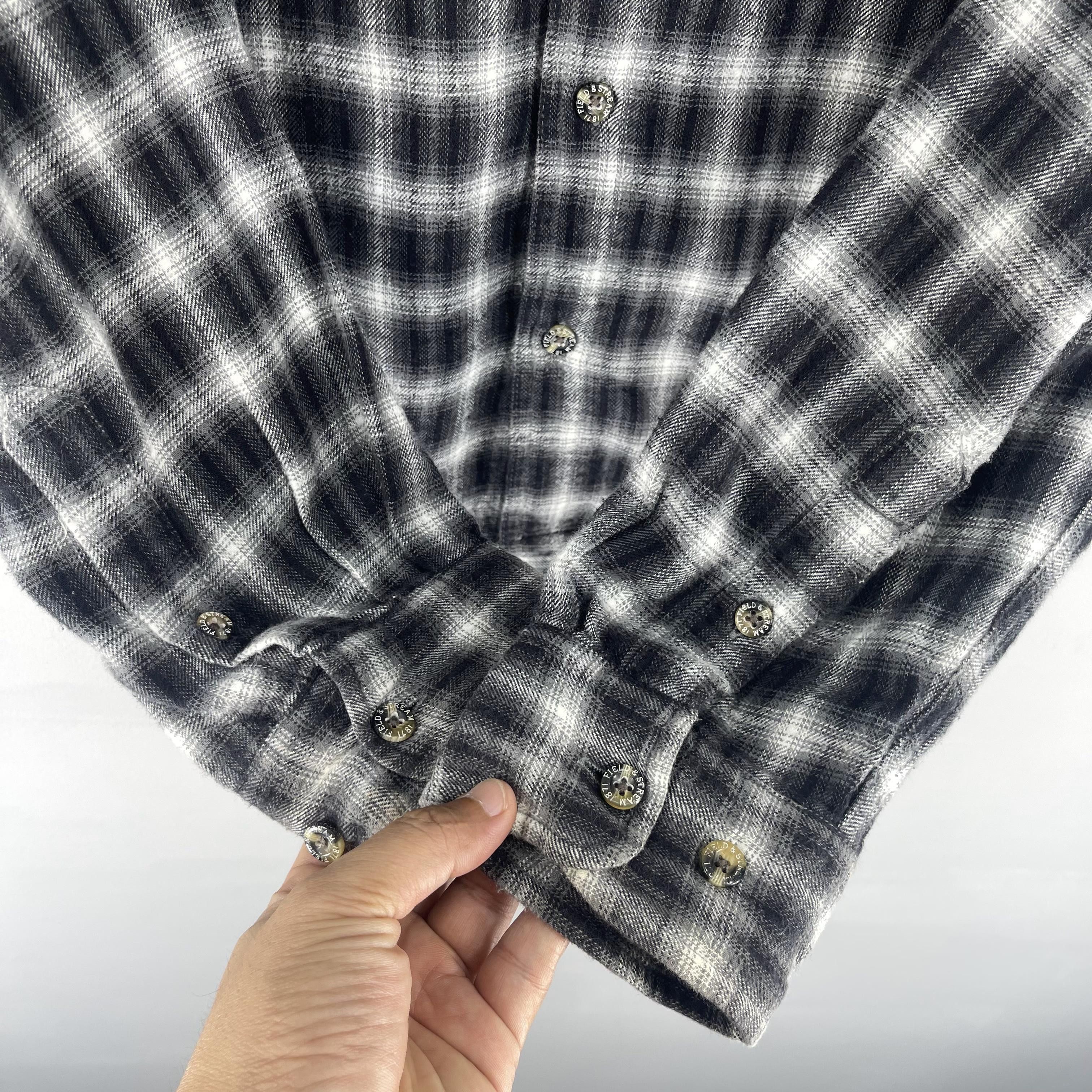 Flannel Vintage Plaid Shadow Double Pocket Flannel Button Up Size US XL / EU 56 / 4 - 6 Thumbnail