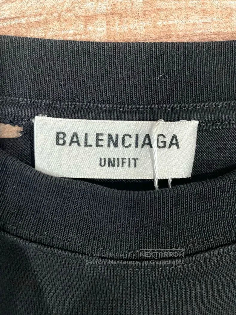Balenciaga Balenciaga Letter Printed Round Neck Ripped Black T-Shirt Size US XS / EU 42 / 0 - 4 Thumbnail