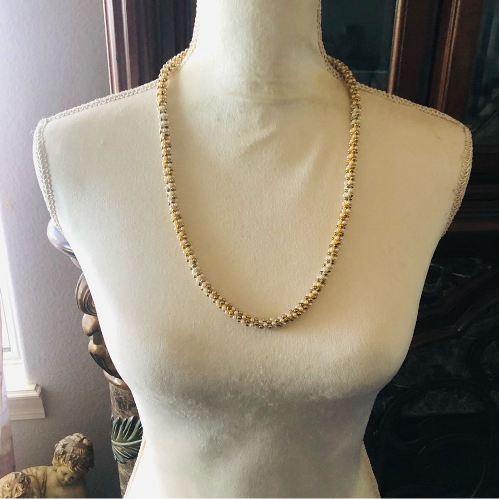 Vintage Vintage bell cap braided mini pearl beaded necklace Size ONE SIZE - 5 Thumbnail