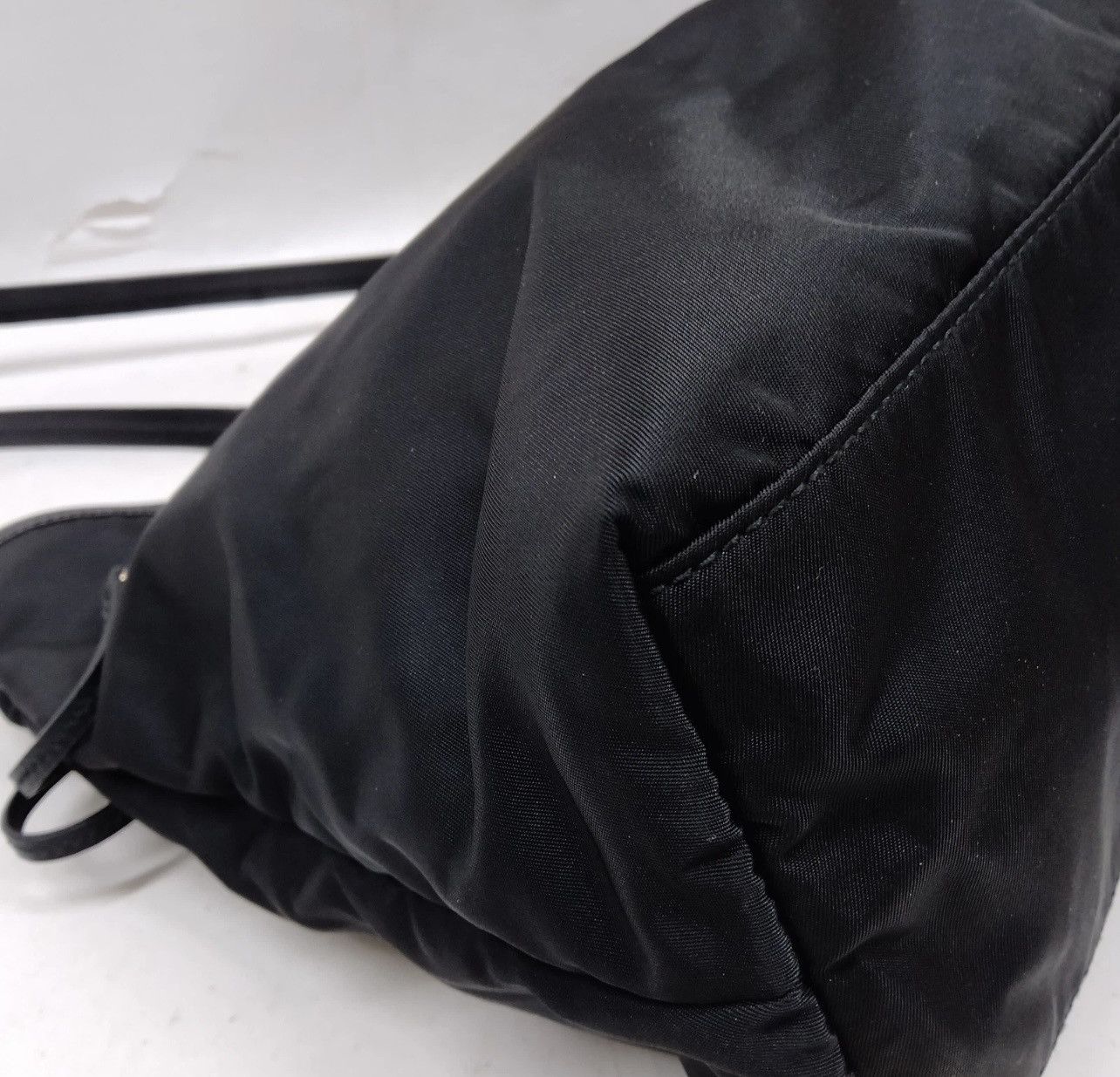 Prada Black Prada shoulder bag Size ONE SIZE - 4 Thumbnail