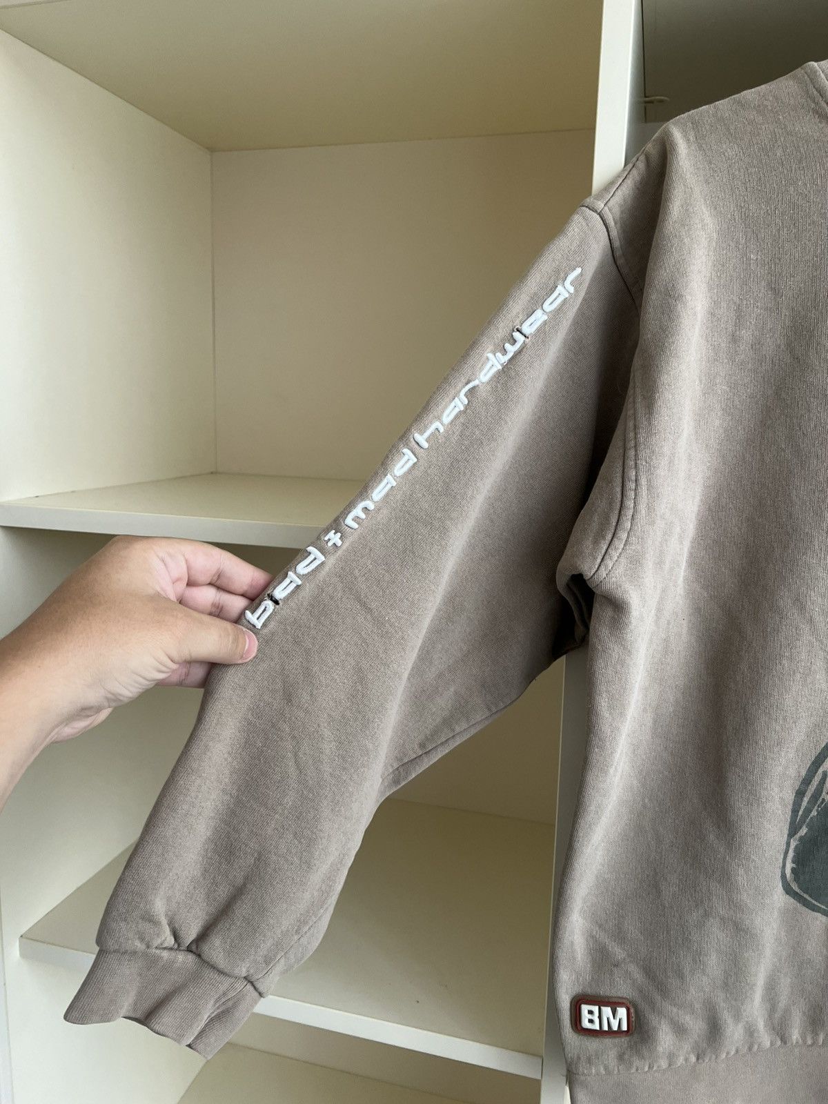 Vintage Vintage Bad+Mad Rap Skateboarding Sweatshirt Hip-Hop Size US S / EU 44-46 / 1 - 8 Thumbnail