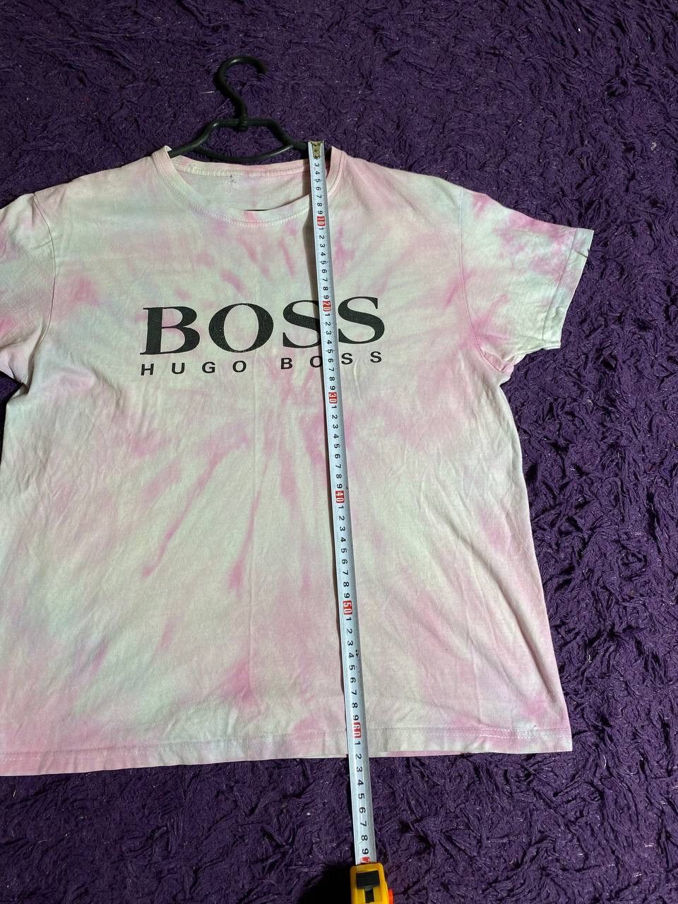 Hugo Boss × Vintage Men’s Short Sleeve Hugo Boss Graphic T-Shirt Center logo Size US M / EU 48-50 / 2 - 8 Thumbnail