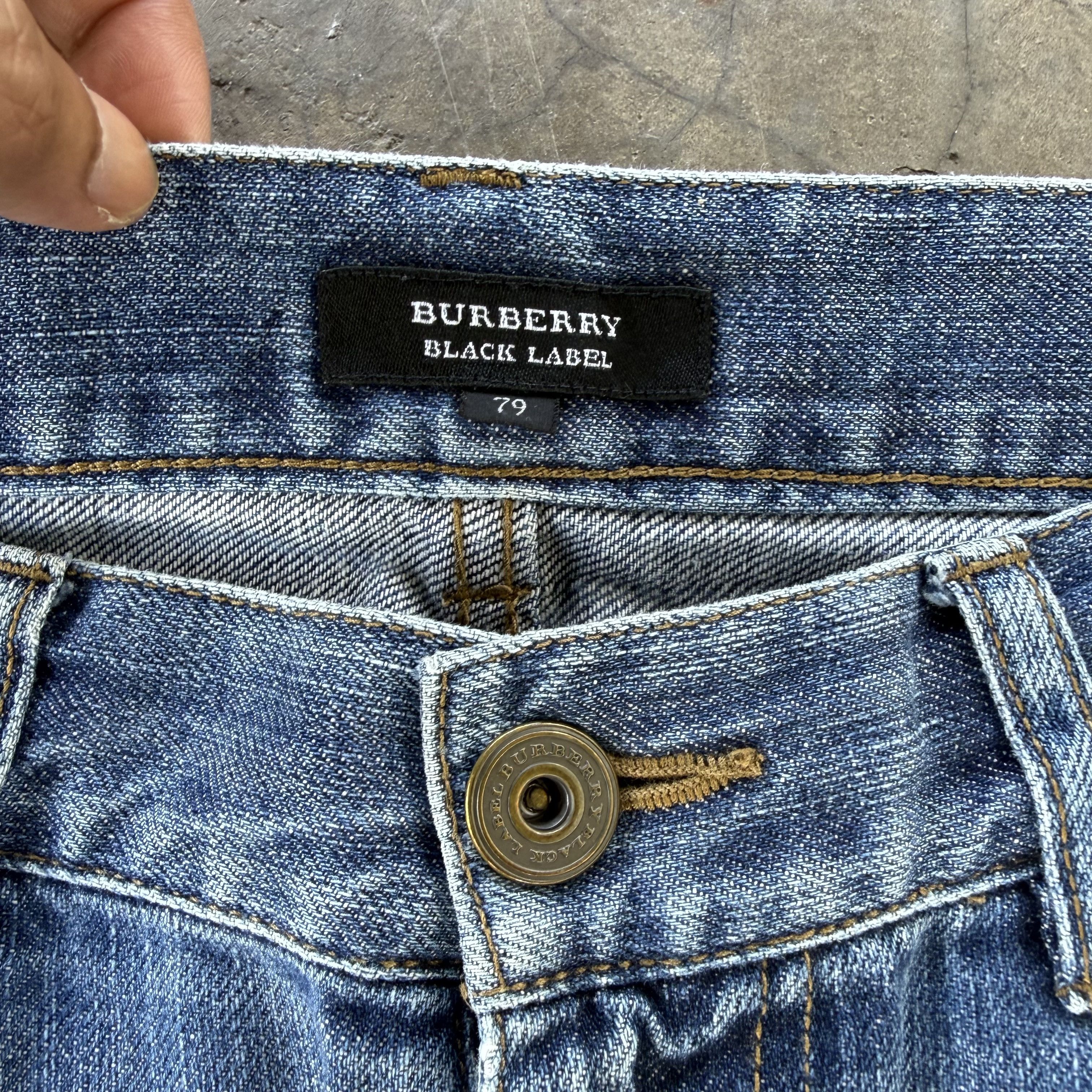 Burberry Vintage Burberry Black Label Distressed Denim jean Size US 33 - 5 Thumbnail