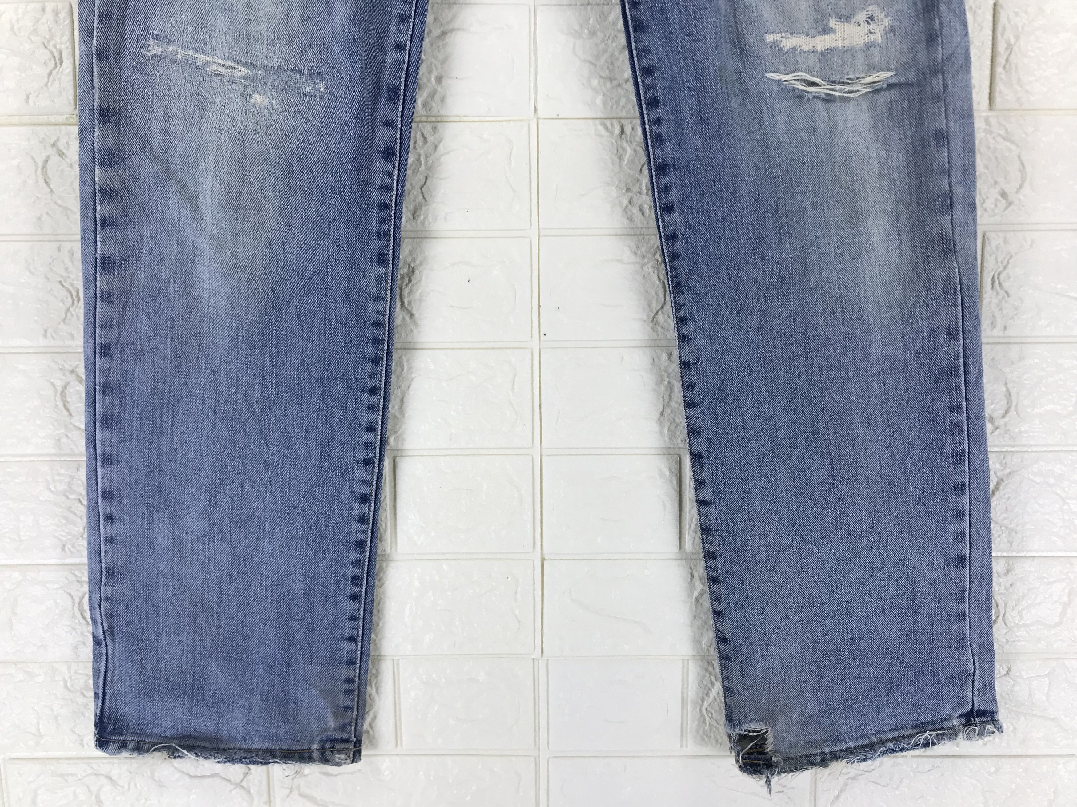 Edwin Vintage Edwin 403 Light Wash Distressed Jeans Size US 30 / EU 46 - 4 Thumbnail