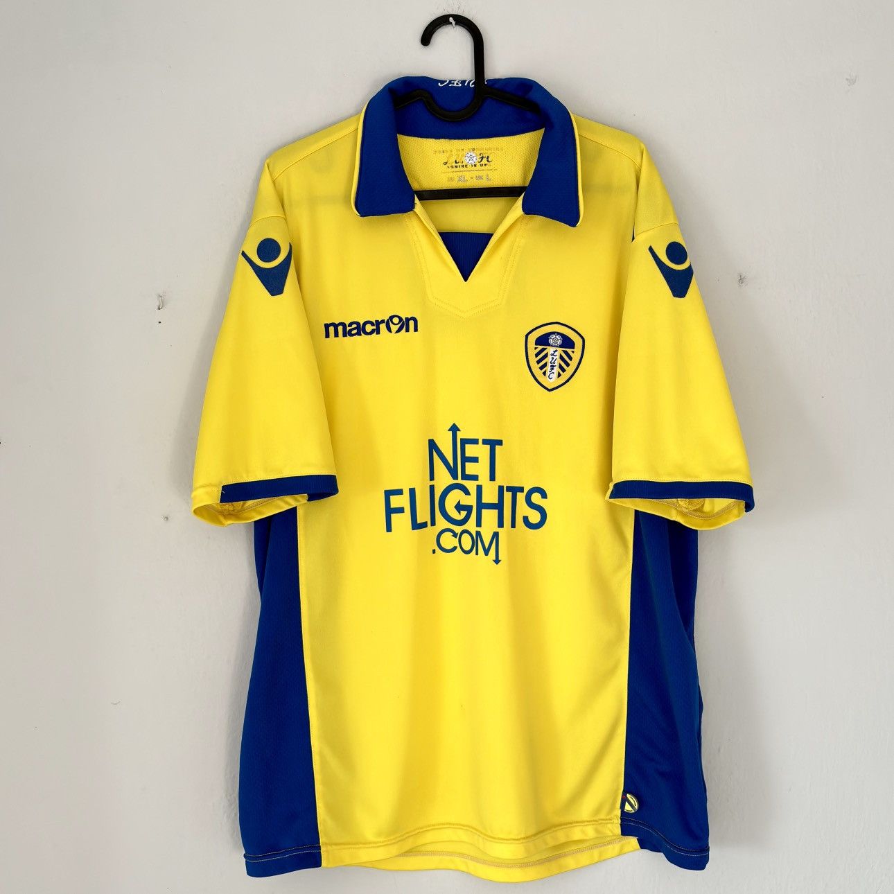 Macron × Vintage 2009 2010 Leeds United Vintage Macron Away Kit Soccer Jersey Size US L / EU 52-54 / 3 - 3 Thumbnail