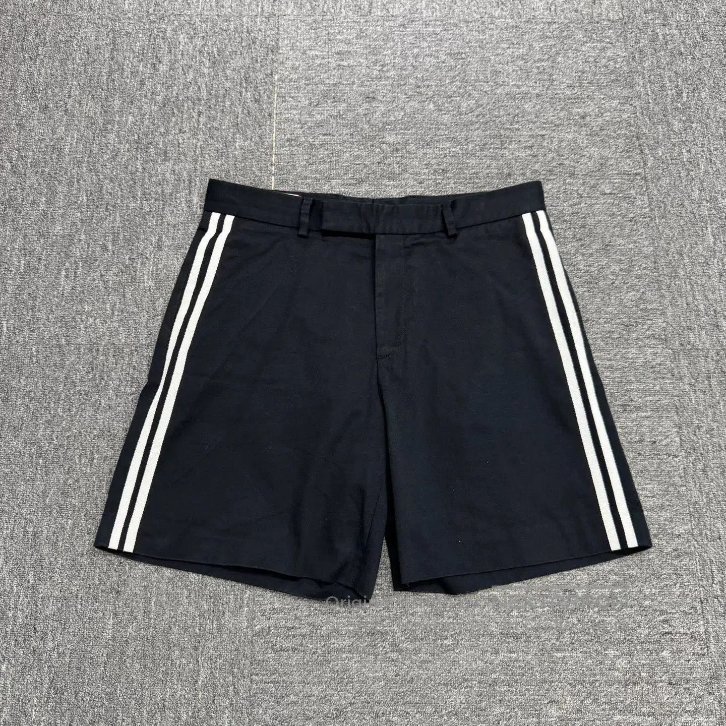 Gucci Gucci Embroidered UFO Shorts. Size US 34 / EU 50 - 1 Thumbnail