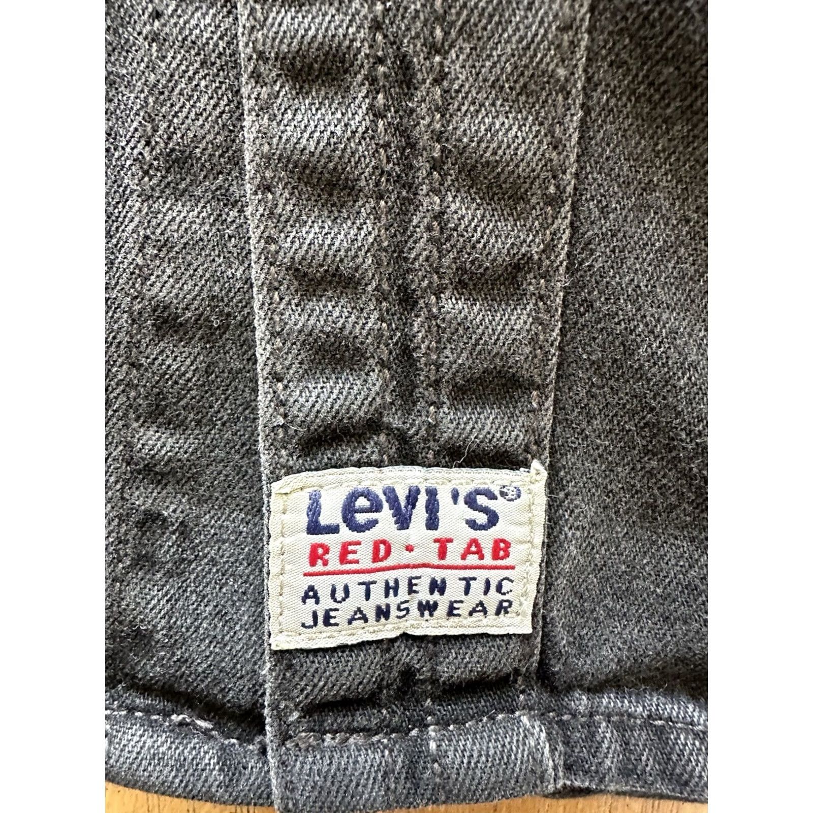 Levi's VINTAGE Levi's Shirt 2XL Black Chambray Denim Button-Down Size US XXL / EU 58 / 5 - 3 Thumbnail