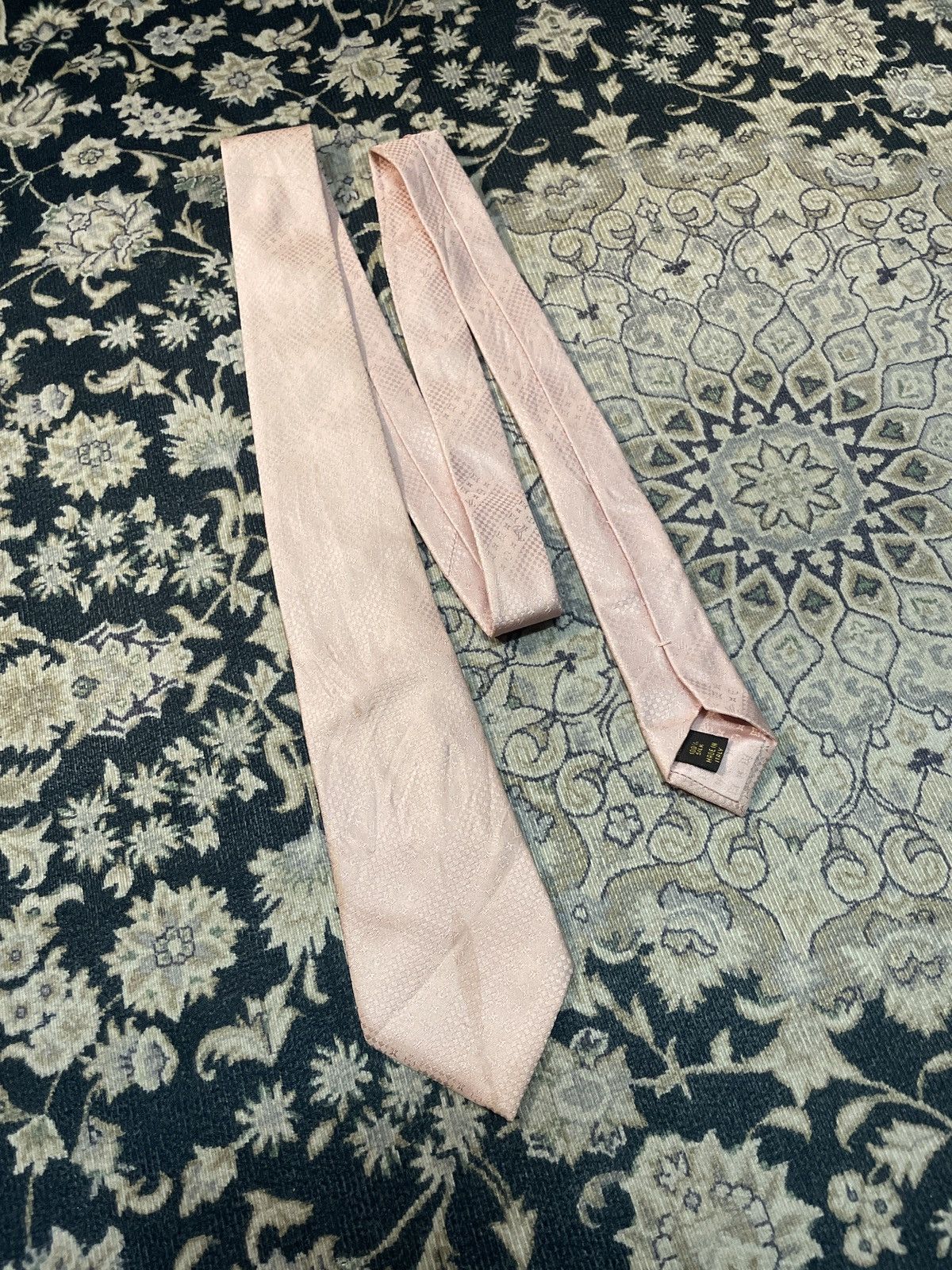 Louis Vuitton Louis Vuitton Tie. Made in Italy 100 silk Size ONE SIZE - 1 Thumbnail