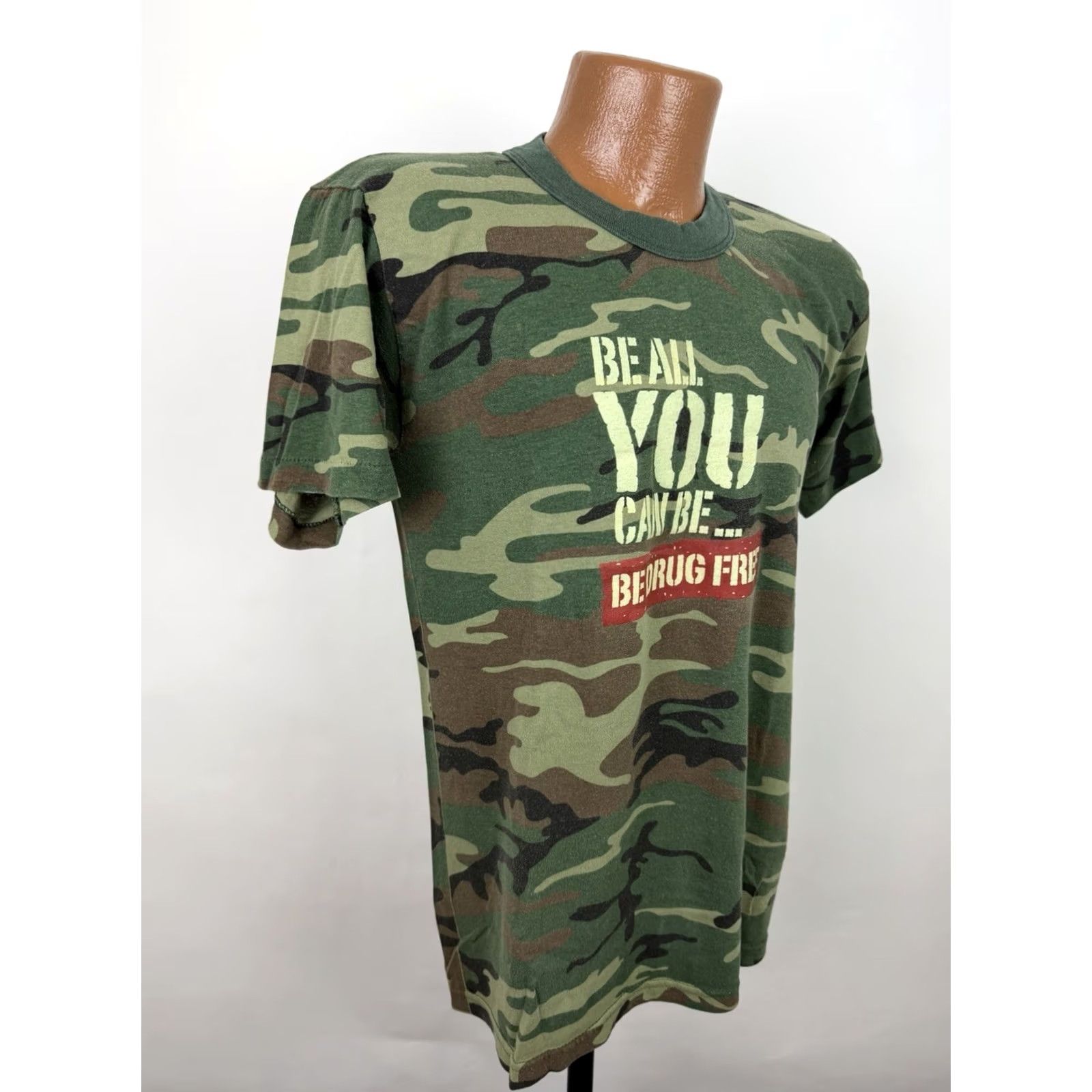 Rothco VINTAGE Rothco Camouflage Shirt Mens M T-Shirt 90s Y2K Green Cotton Blend Jersey Short Sleeve Crew Neck Mens Size US M / EU 48-50 / 2 - 5 Thumbnail