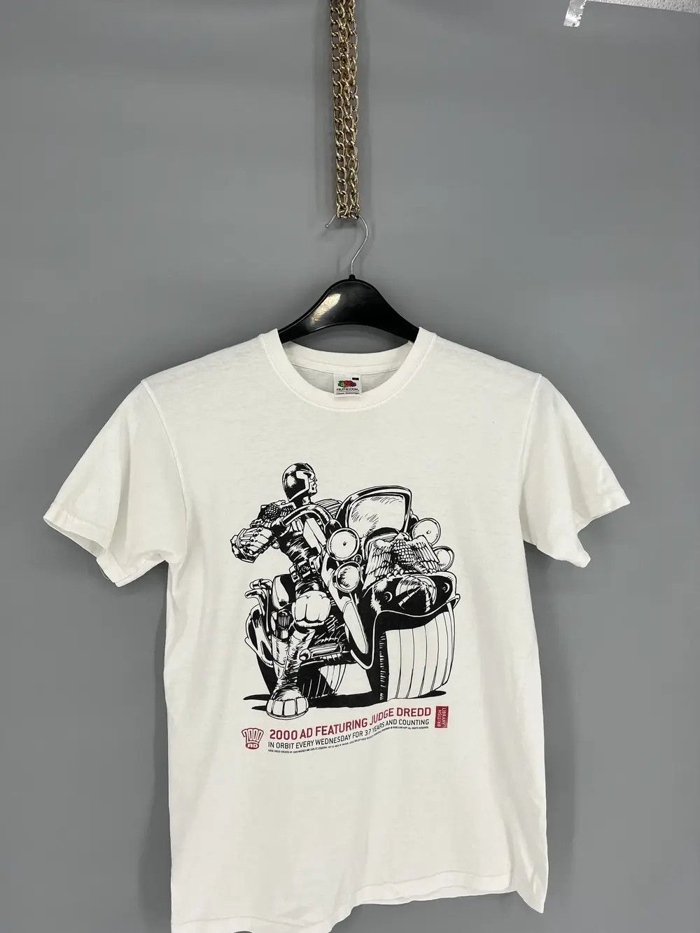 Vintage Vintage Judge Dredd Rogue Trooper 2000 AD T Shirt Size US S / EU 44-46 / 1 - 11 Thumbnail