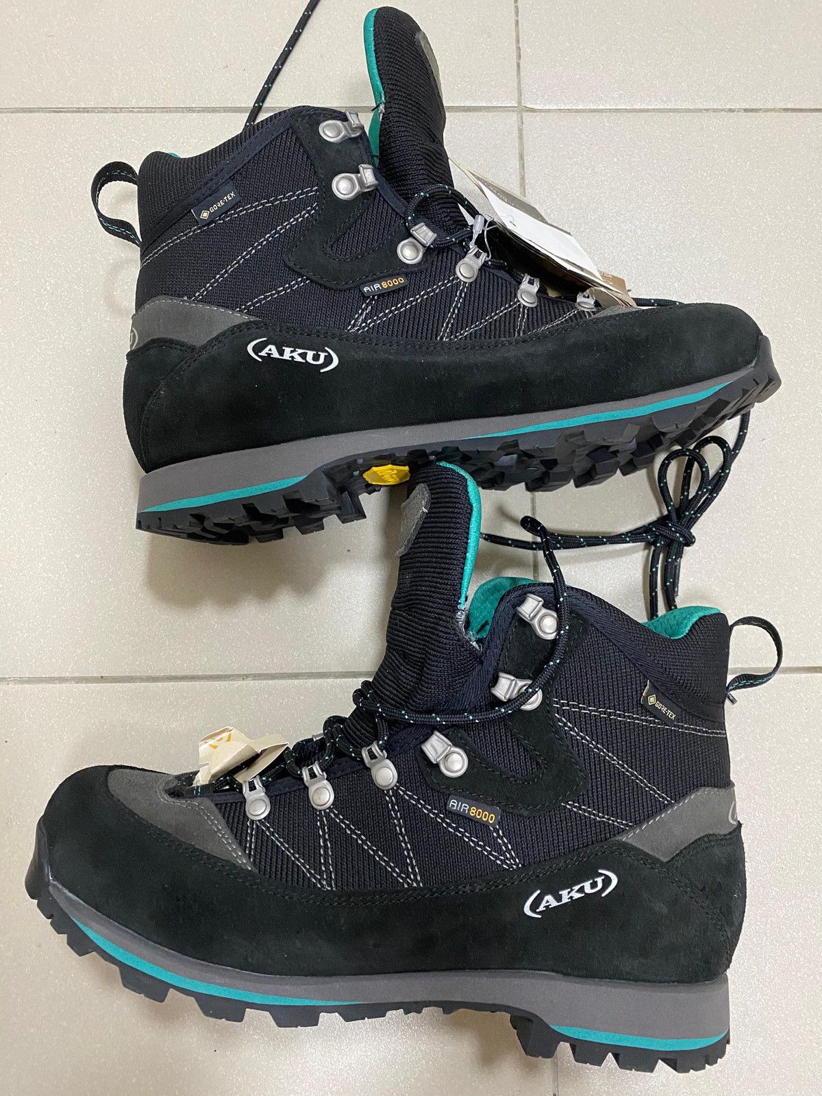 Other AKU Alba Trek Narrow GTX Hiking Boots – Black / Mint Size US 8.5 / EU 41-42 - 2 Thumbnail