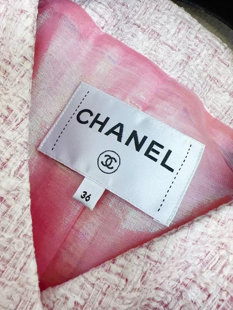 Chanel Chanel Airport Series Pink Medium and Long Coat Size XS / US 0-2 / IT 36-38 - 5 Thumbnail