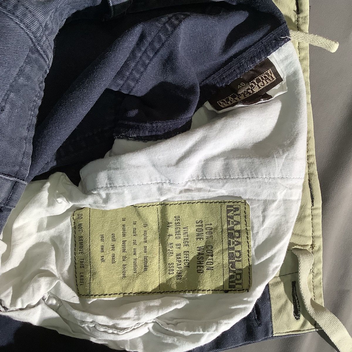 Napapijri Napapijri Cargo Floral Short Pants Sunfading Size US 35 - 7 Thumbnail