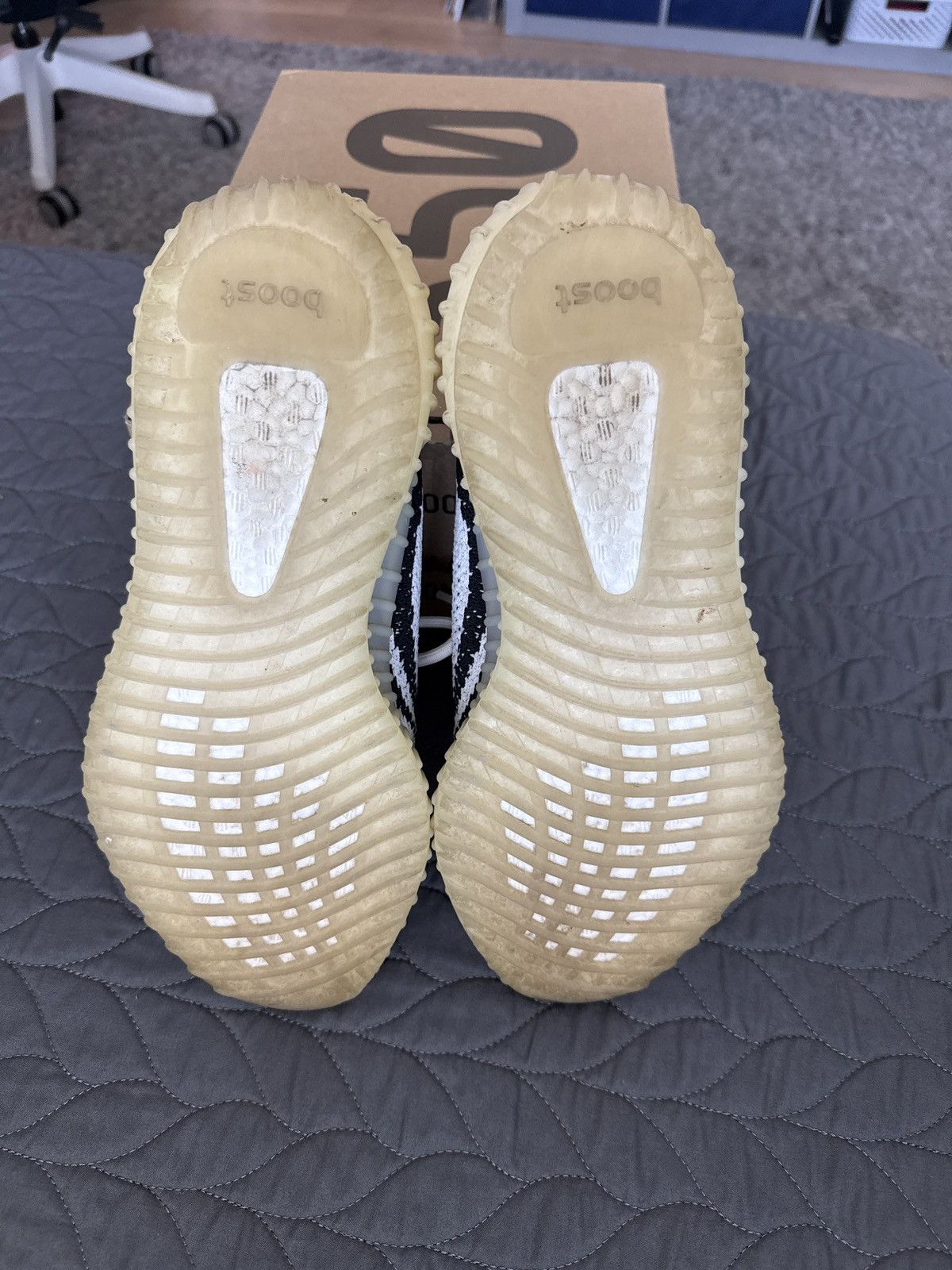 Yeezy Zebras - Yeezy 350 V2 Size US 10 / EU 43 - 6 Thumbnail