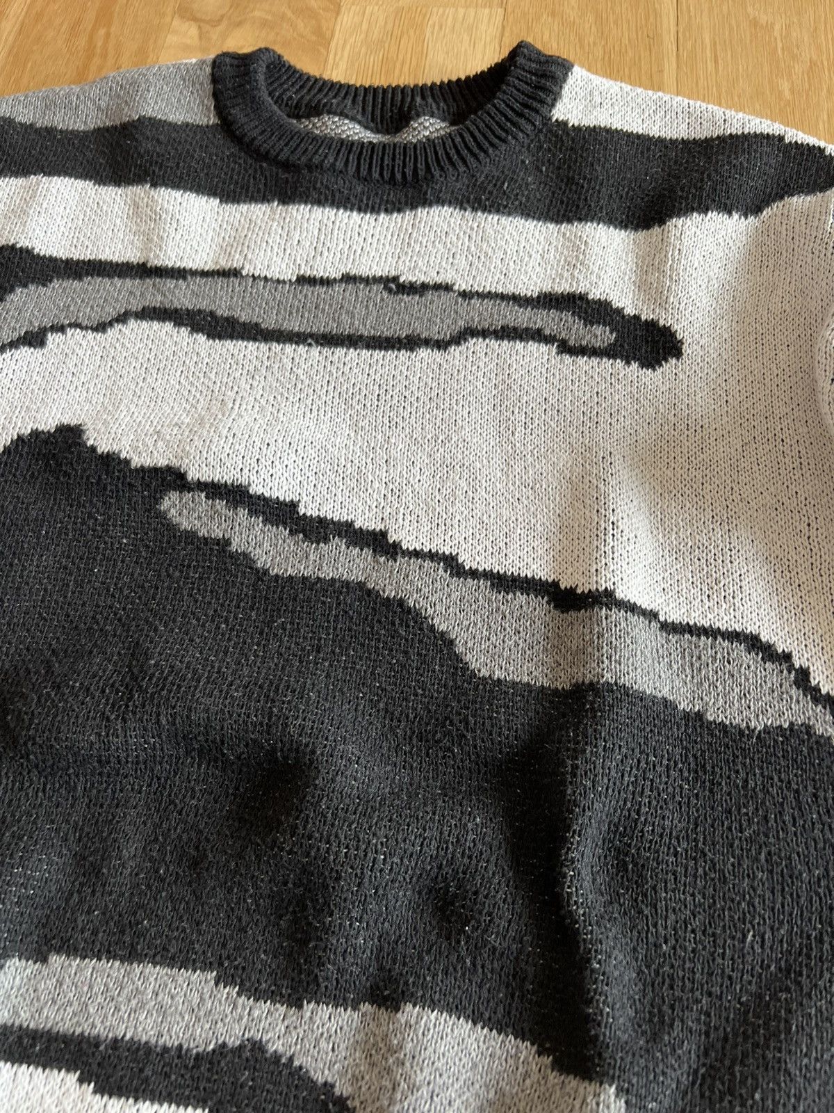 Other Black and grey patterned knit sweater Size US M / EU 48-50 / 2 - 2 Thumbnail
