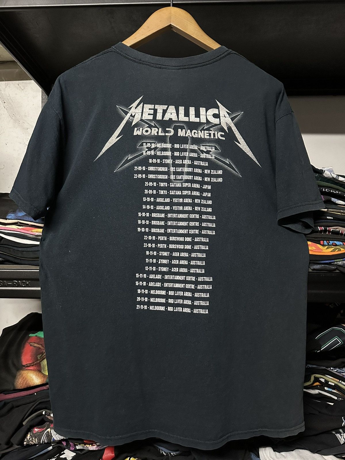 Band Tees × Vintage Vintage Metallica Magnetic Tour Faded Tee Size US L / EU 52-54 / 3 - 2 Thumbnail
