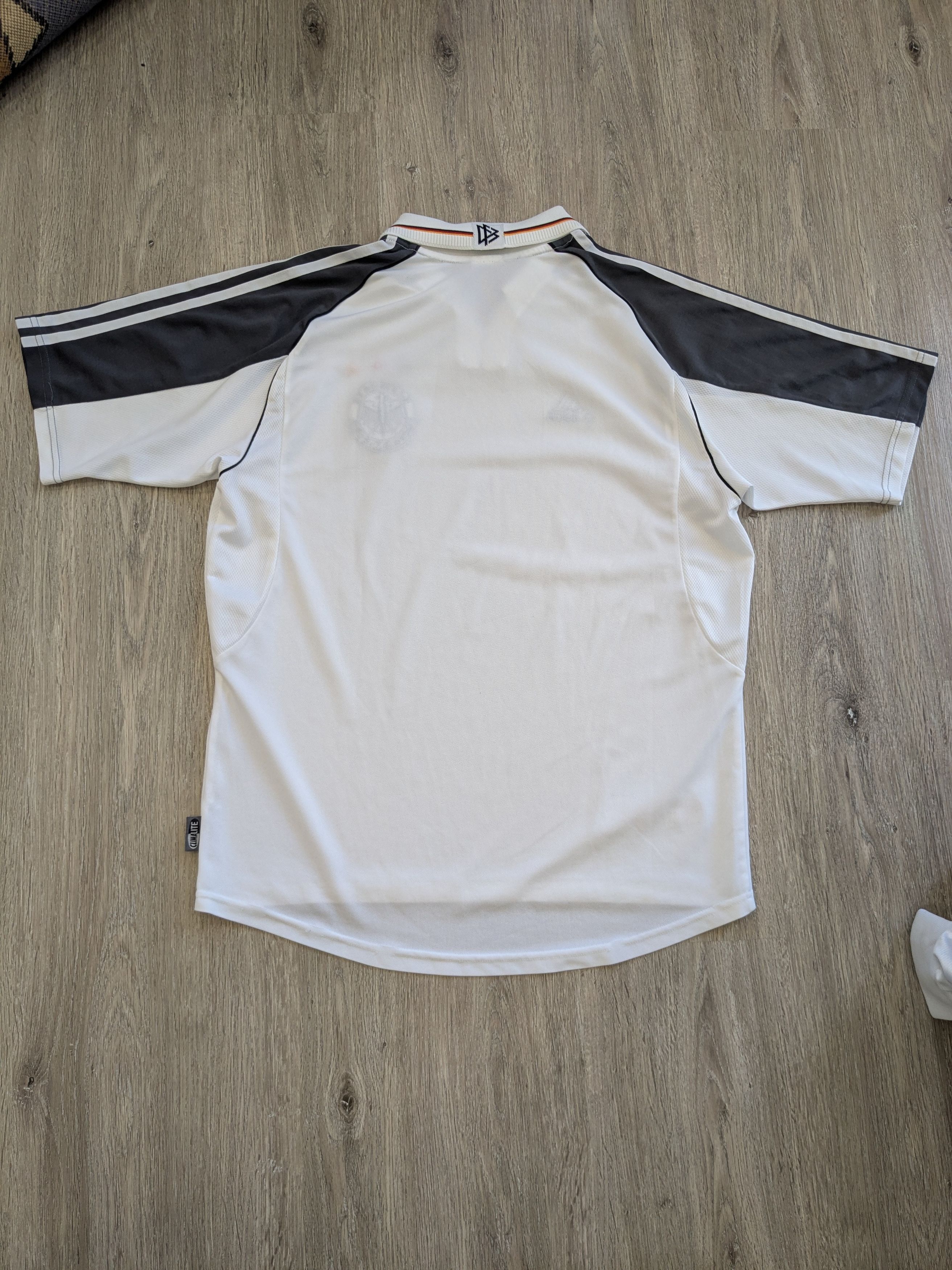 Adidas Vintage 1999 Adidas Germany soccer t shirt Size US L / EU 52-54 / 3 - 2 Thumbnail