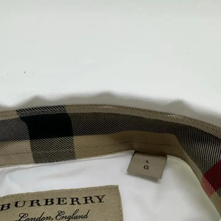 Burberry Burberry Burberry White Logo Embroidered Long Sleeve Shirt Size US L / EU 52-54 / 3 - 3 Thumbnail