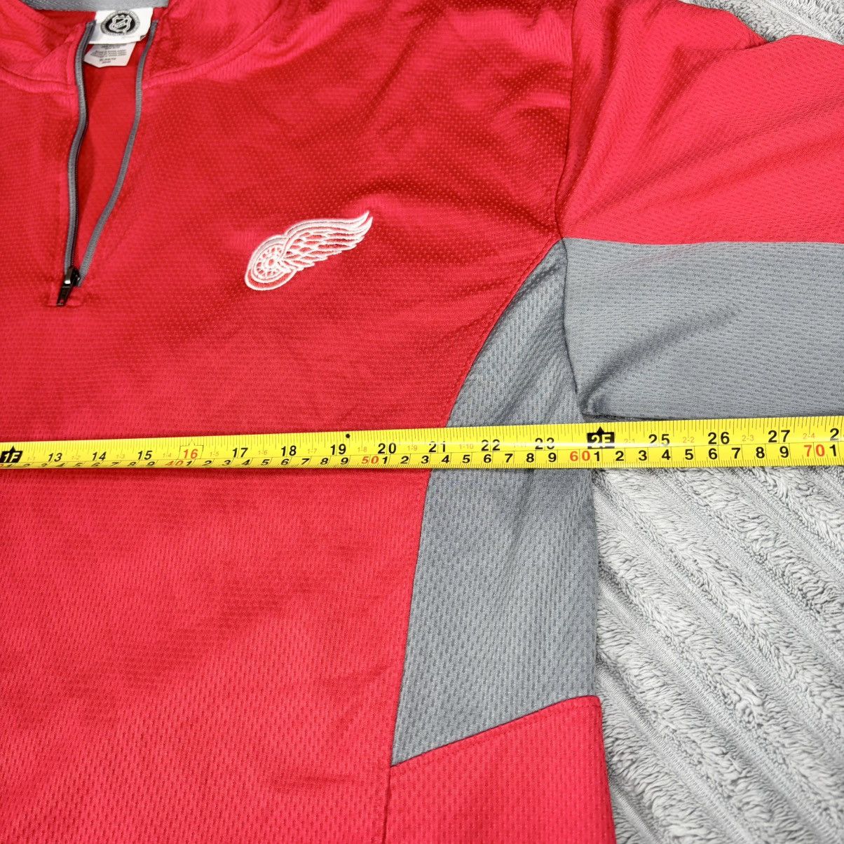 NHL NHL MENS XL Detroit Redwings 1/4 ZIP PULLOVER SIZE XL 46-48 Size US XL / EU 56 / 4 - 5 Thumbnail