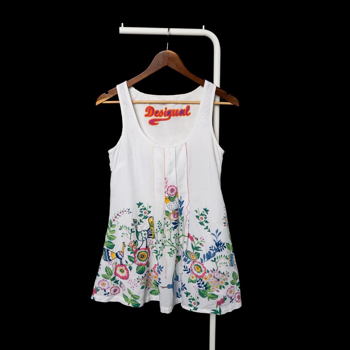 Desigual Desigual Wmns White Floral Tank Top Sleeveless Blouse Summer Size S / US 4 / IT 40 - 1 Thumbnail