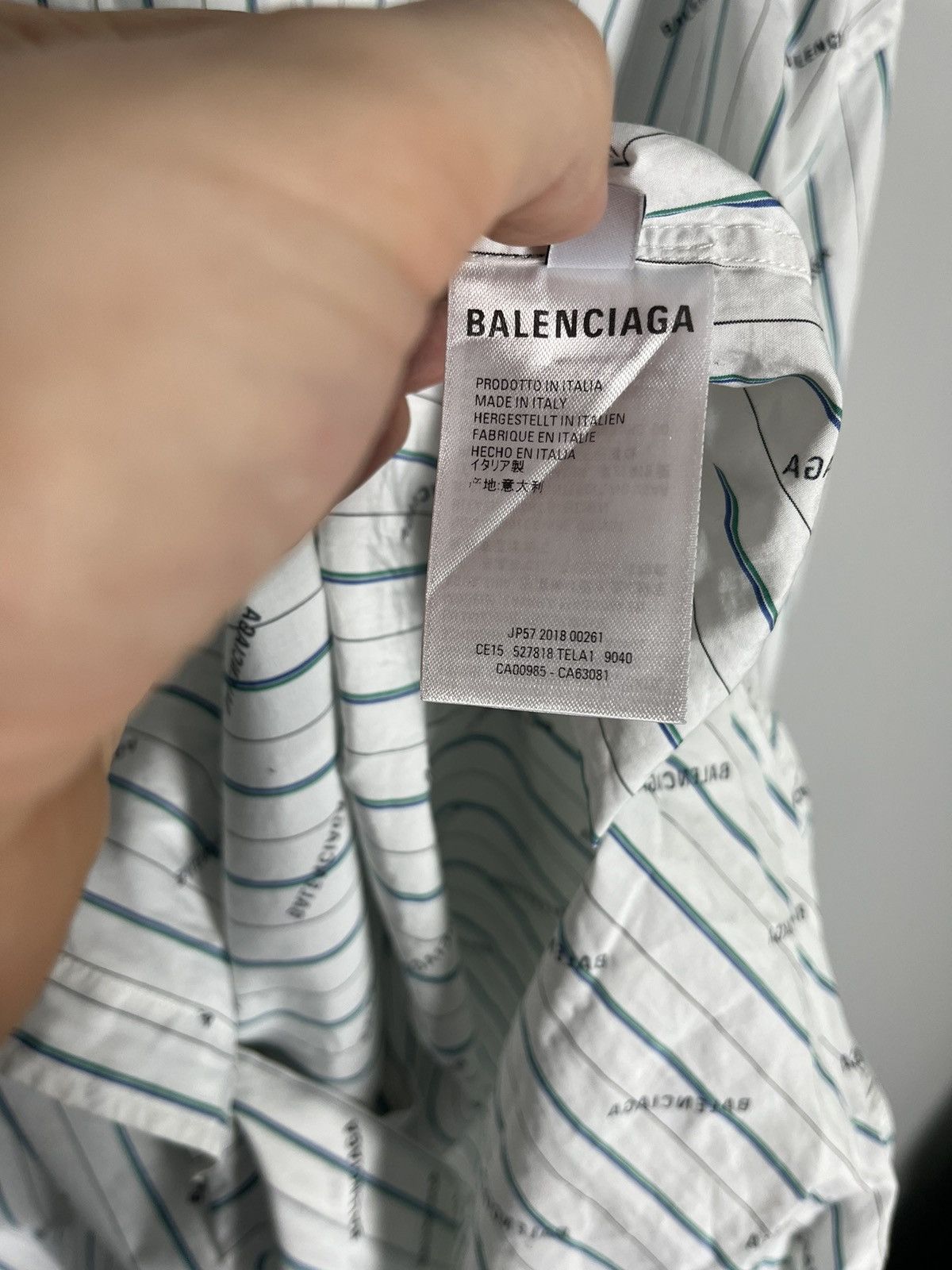Balenciaga Balenciaga full monogram white shirt Size US M / EU 48-50 / 2 - 5 Thumbnail