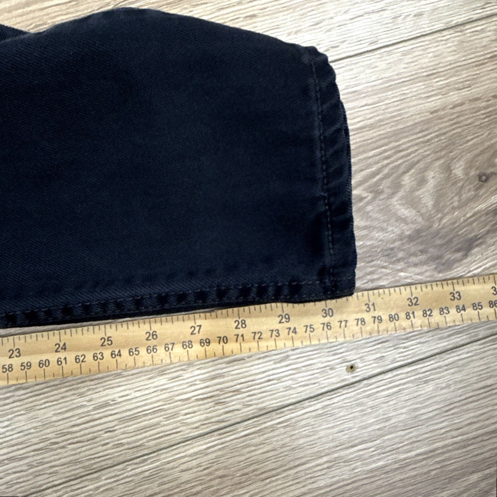 Levi's VINTAGE Levi's 505 Jeans Men’s 30x32 Denim Cotton Straight Inseam 32 Black Mens Size US 30 / EU 46 - 7 Thumbnail