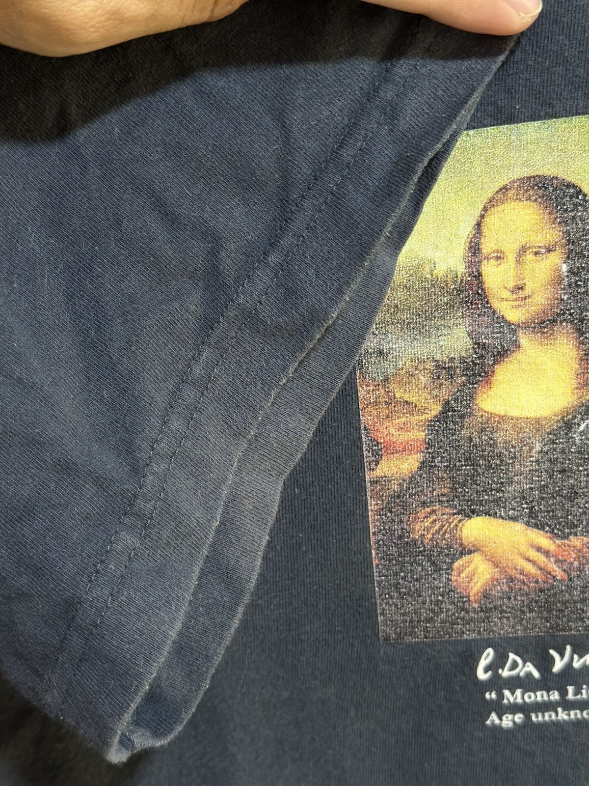 Vintage Vintage Leonado Da Vinci “Mona Lisa” Age Unknown Faded Tee Size US XL / EU 56 / 4 - 4 Thumbnail
