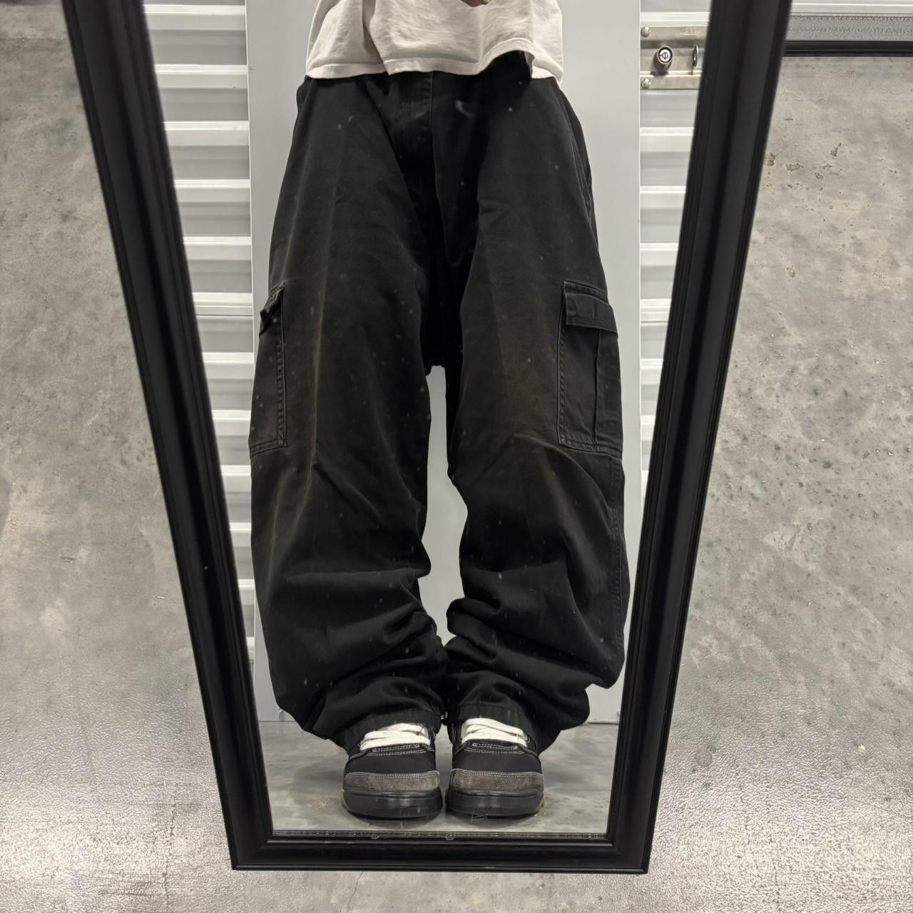 Japanese Brand × Vintage Crazy Vintage Y2K/2000s Baggy Black Streetwear Skater Cargo Pants! Size US 40 / EU 56 - 1 Thumbnail