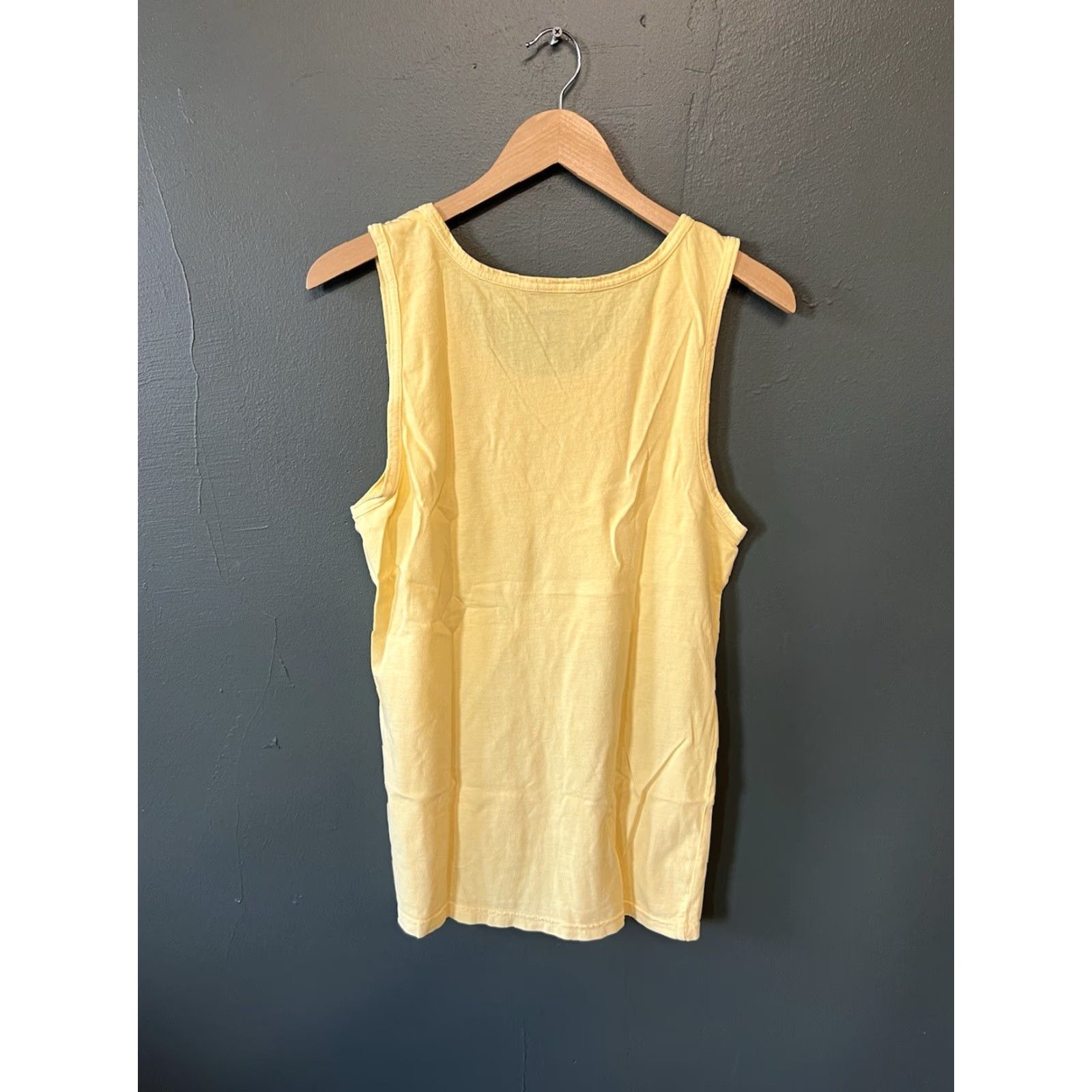 Reebok VINTAGE Reebok UFC 227 Los Angeles Yellow Sleeveless Tank Shirt Size S Adult Small Sleeveless Tank Yellow Reebok UFC 227 Mens Shirts Size US S / EU 44-46 / 1 - 2 Thumbnail