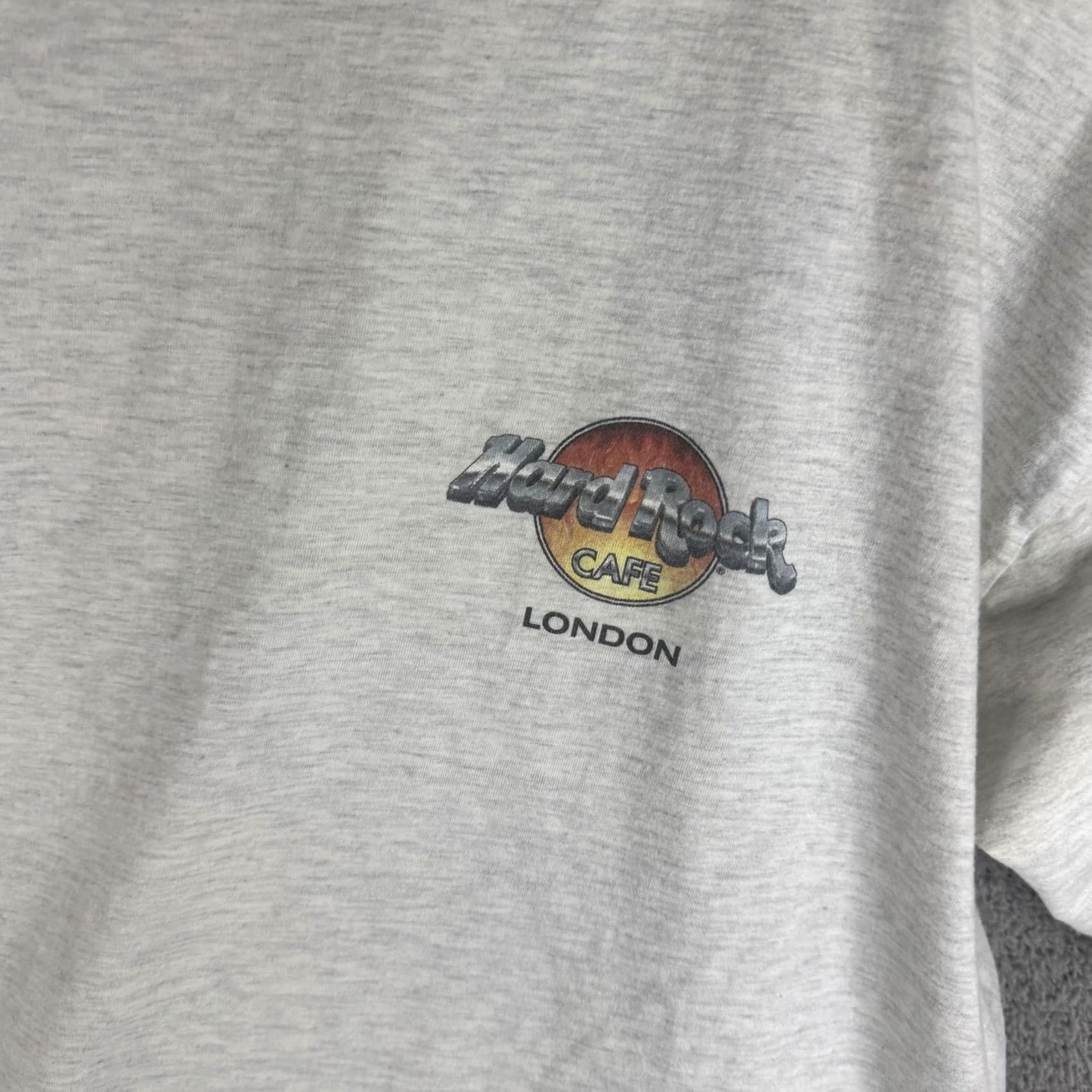 Hard Rock Cafe VINTAGE Hard Rock Cafe Shirt Mens XL Gray 2000 London Guitar Back Graphic Tee Size US XL / EU 56 / 4 - 5 Thumbnail