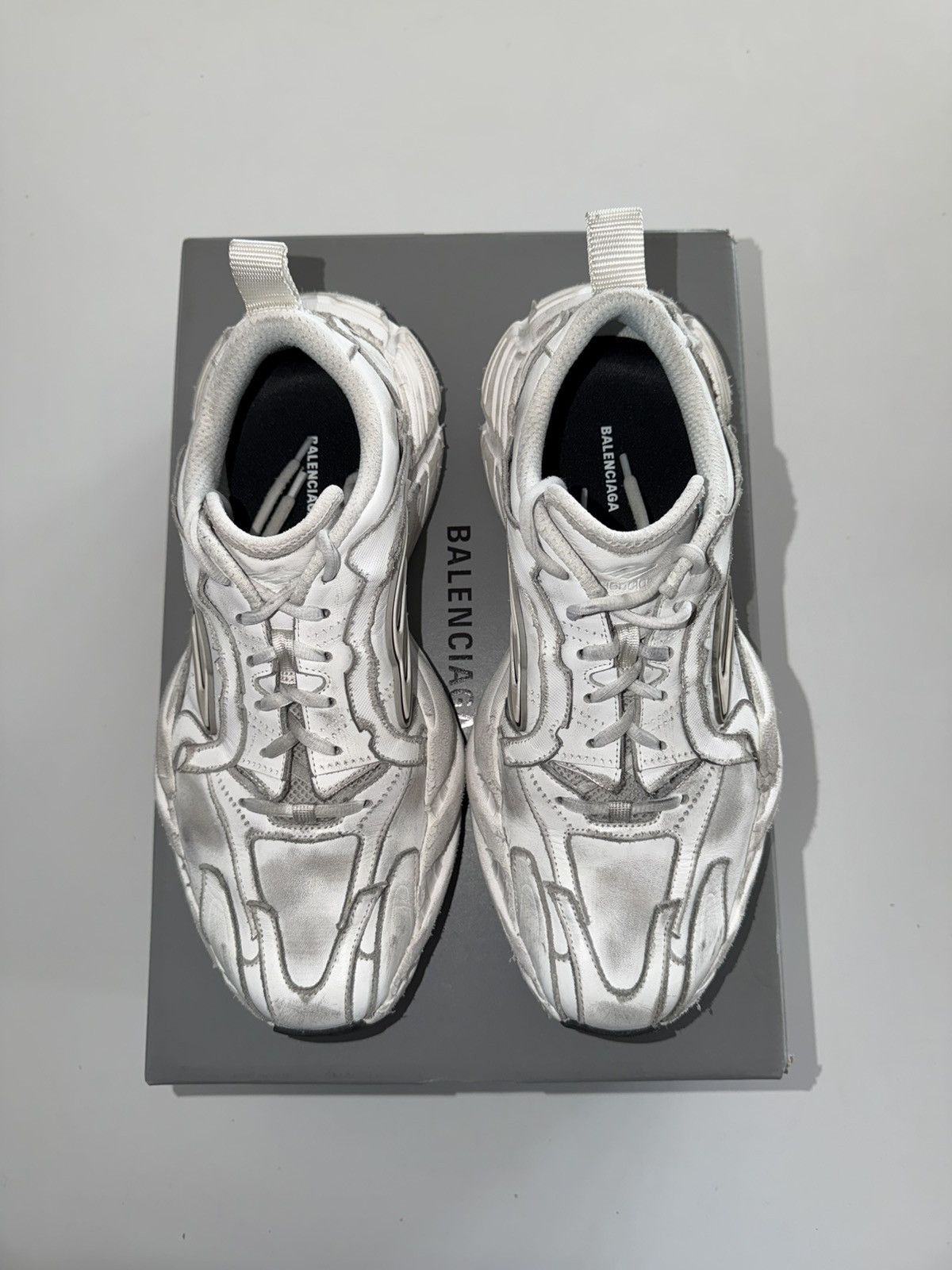 Balenciaga Balenciaga cargo sneakers white 9 42 | Grailed