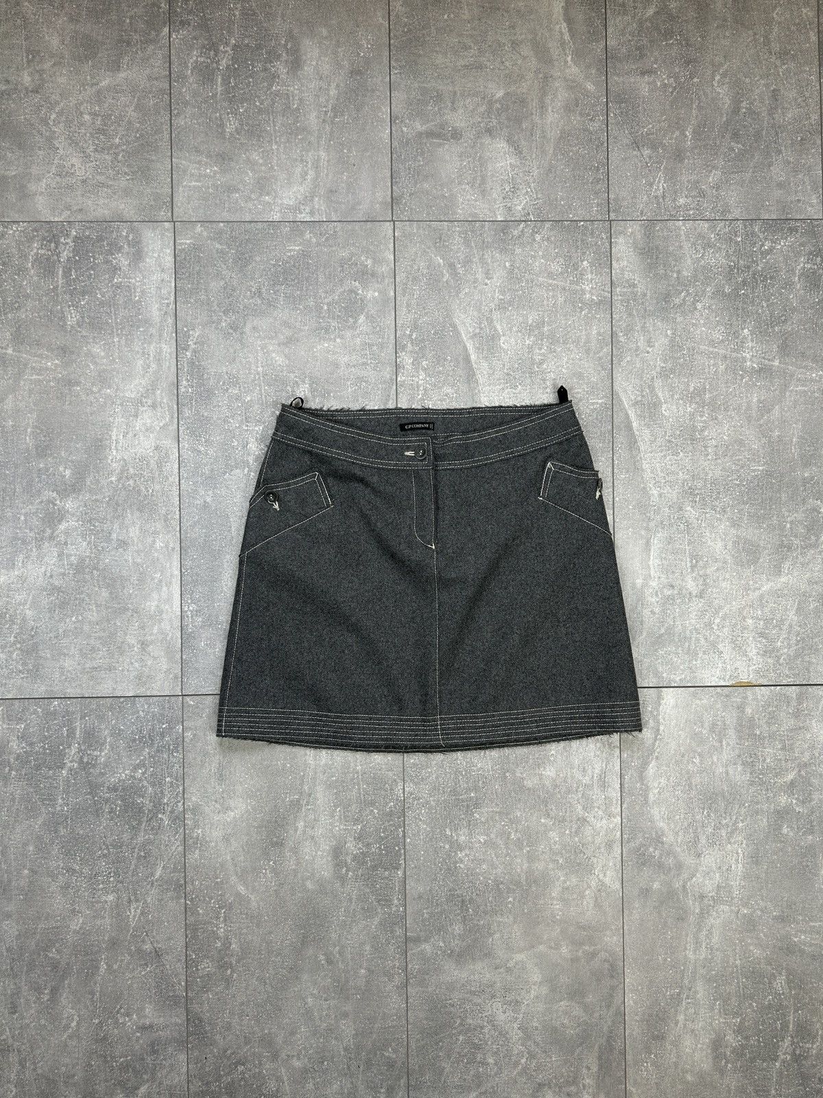 C.P. Company × Vintage Women’s Vintage C.P. Company skirt wool rare size 42 archive Size 28" / US 6 / IT 42 - 1 Thumbnail