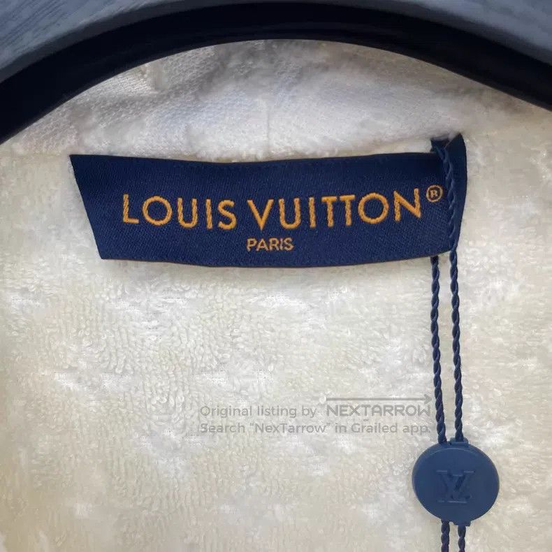 Louis Vuitton Louis Vuitton size 4l FW25 embossed logo full towel short s Size US M / EU 48-50 / 2 - 4 Thumbnail