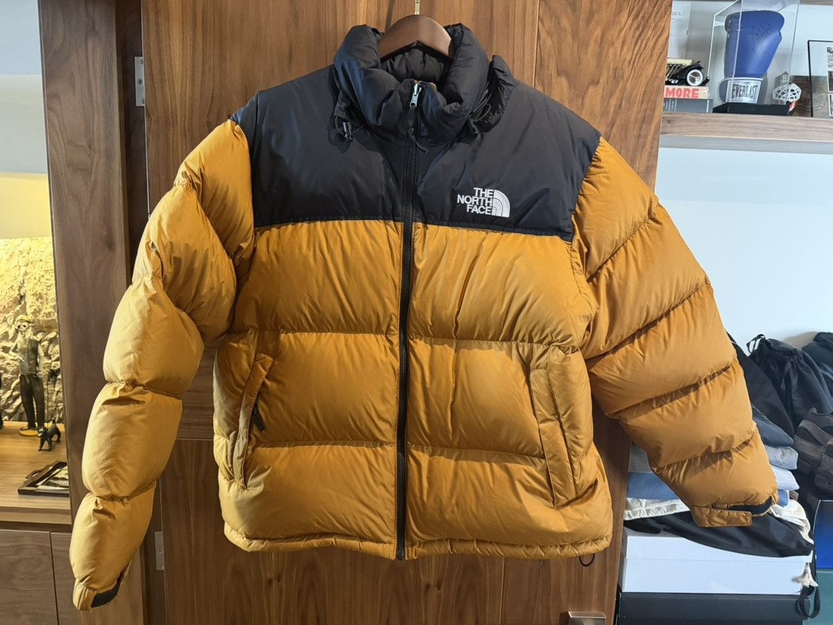 The North Face The North Face 1996 Retro Nuptse Jacket Timber Tan/Black Size US XL / EU 56 / 4 - 2 Thumbnail